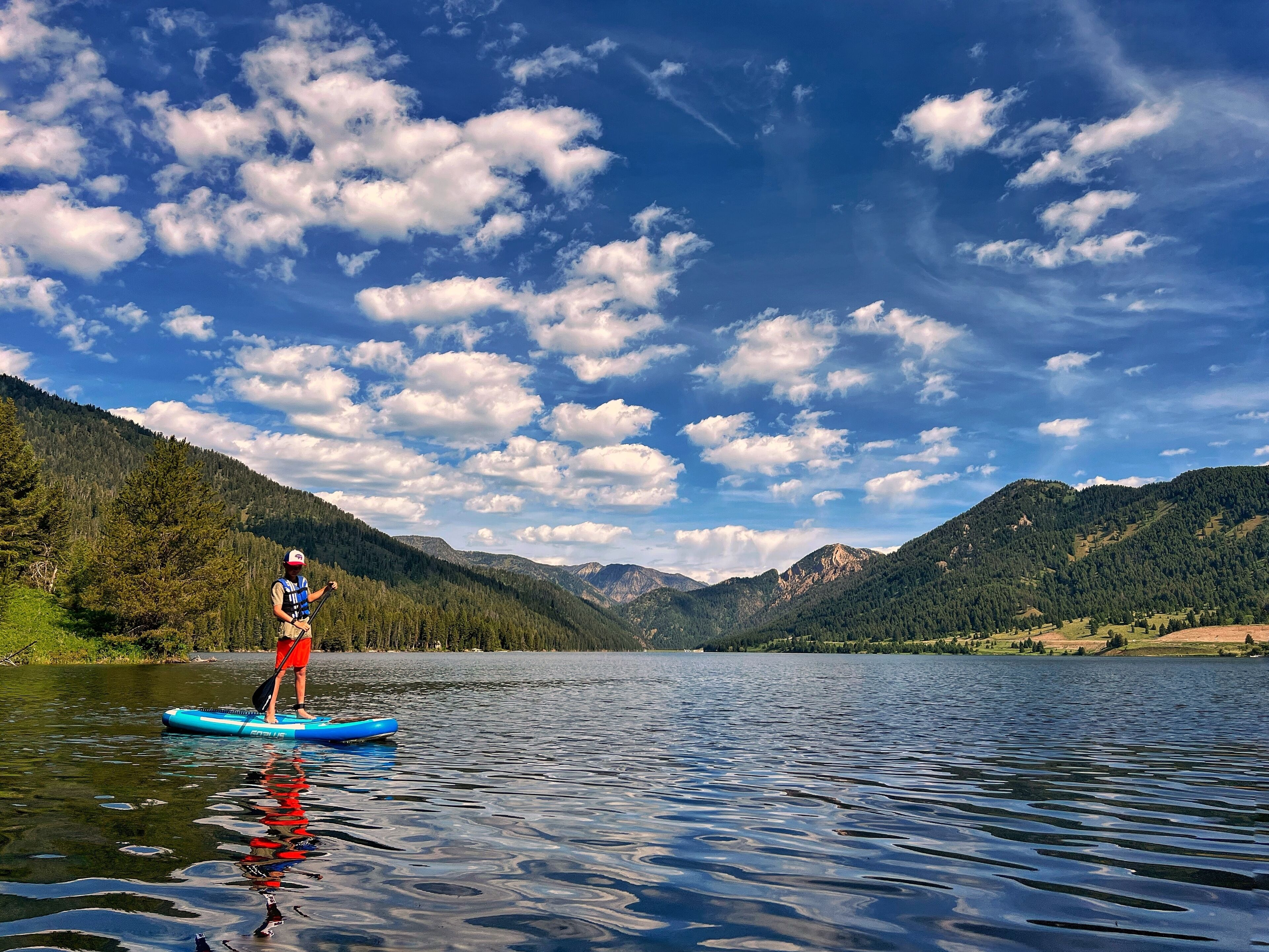 Gray Wolf Inn & Suites