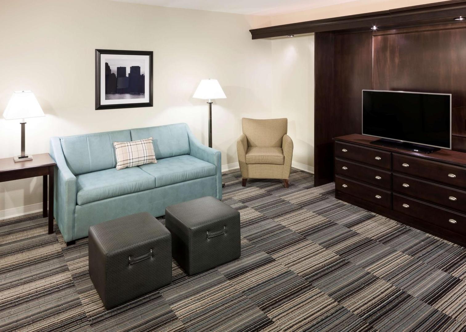 Hampton Inn & Suites Omaha-Downtown Hampton Inn & Suites Omaha-Downtown