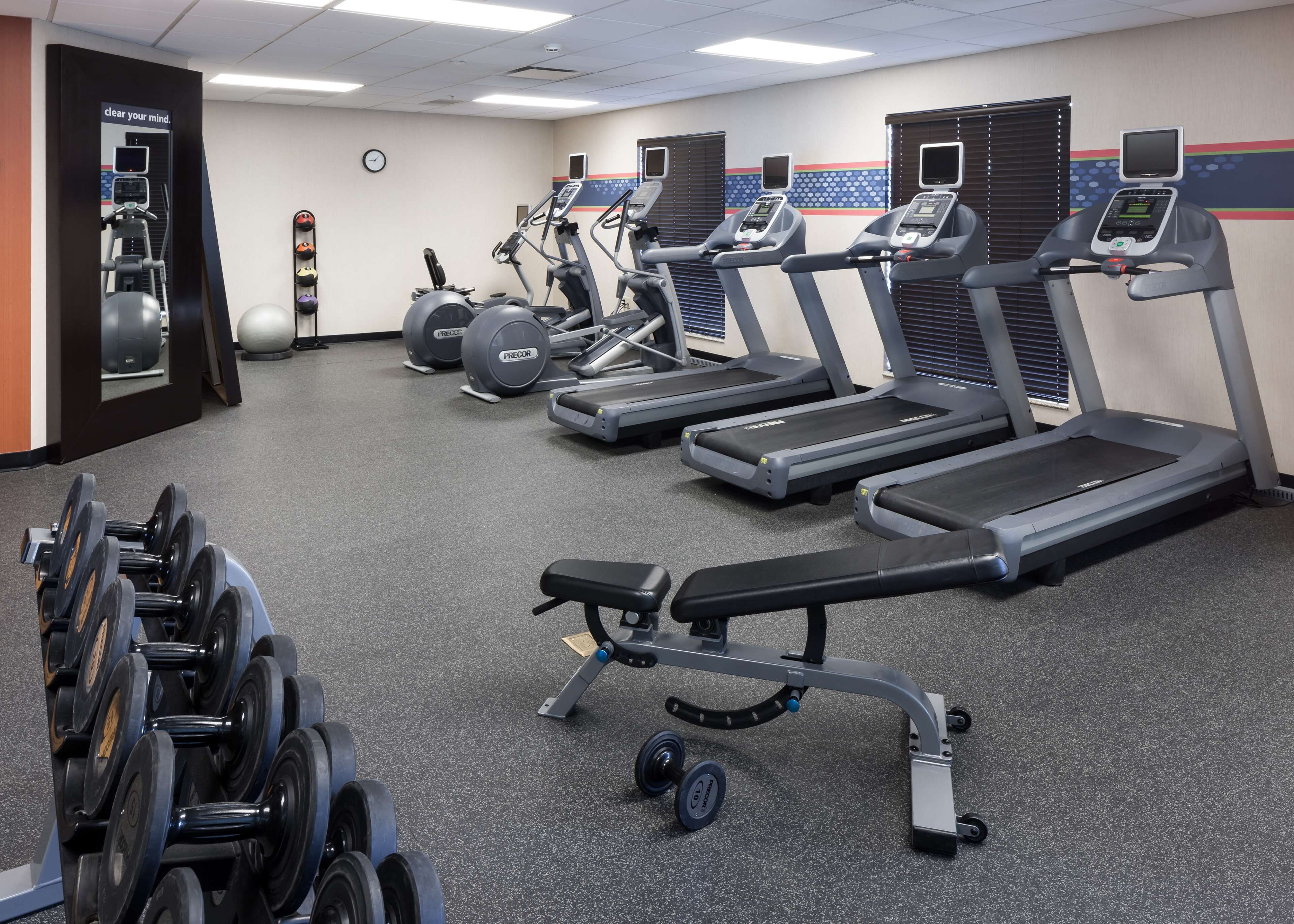 Hampton Inn & Suites Omaha-Downtown Hampton Inn & Suites Omaha-Downtown