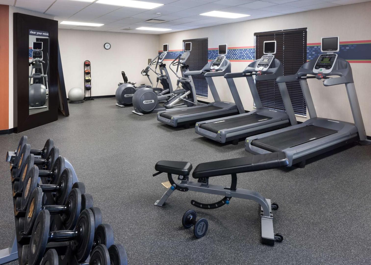 Hampton Inn & Suites Omaha-Downtown Hampton Inn & Suites Omaha-Downtown