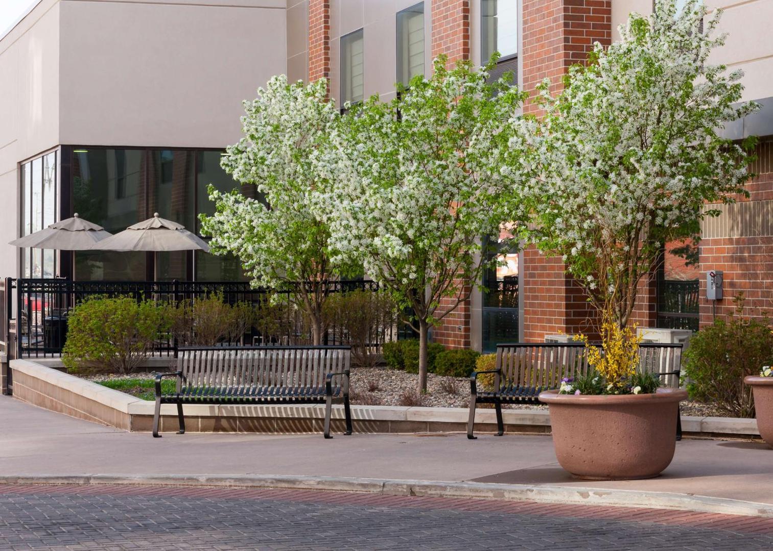Hampton Inn & Suites Omaha-Downtown Hampton Inn & Suites Omaha-Downtown