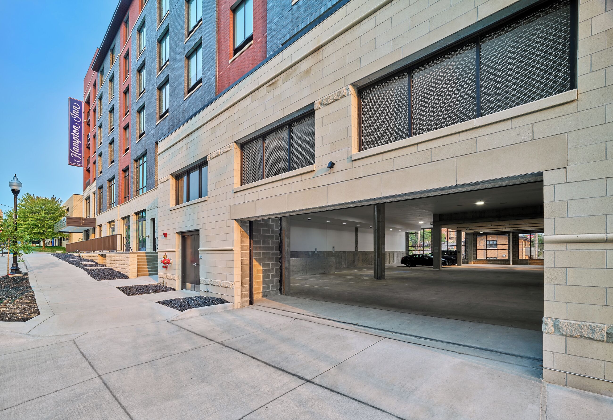 Hampton Inn & Suites Omaha UN Medical Center Area