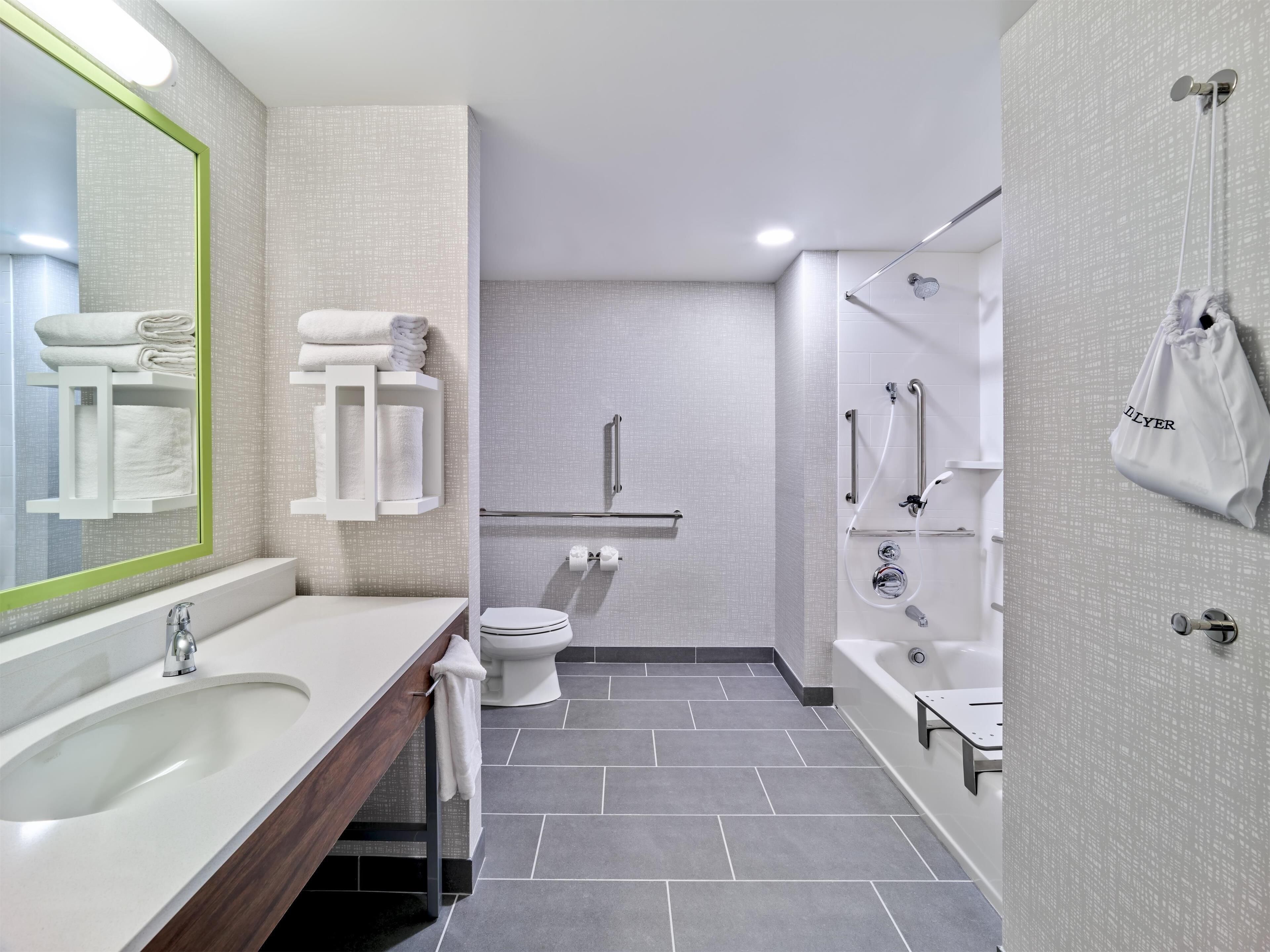 Hampton Inn & Suites Omaha UN Medical Center Area