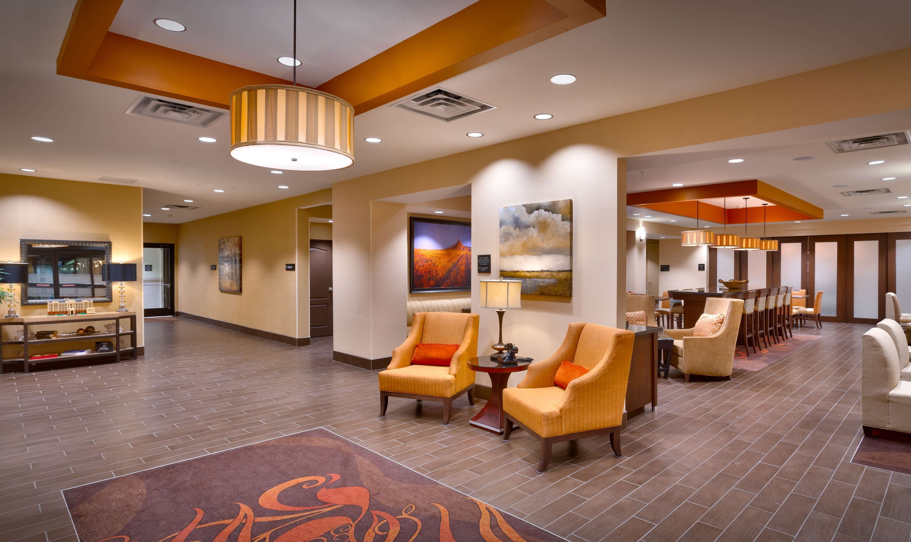 Hampton Inn Omaha/West Dodge Road (Old Mill) Hampton Inn Omaha/West Dodge Road (Old Mill)
