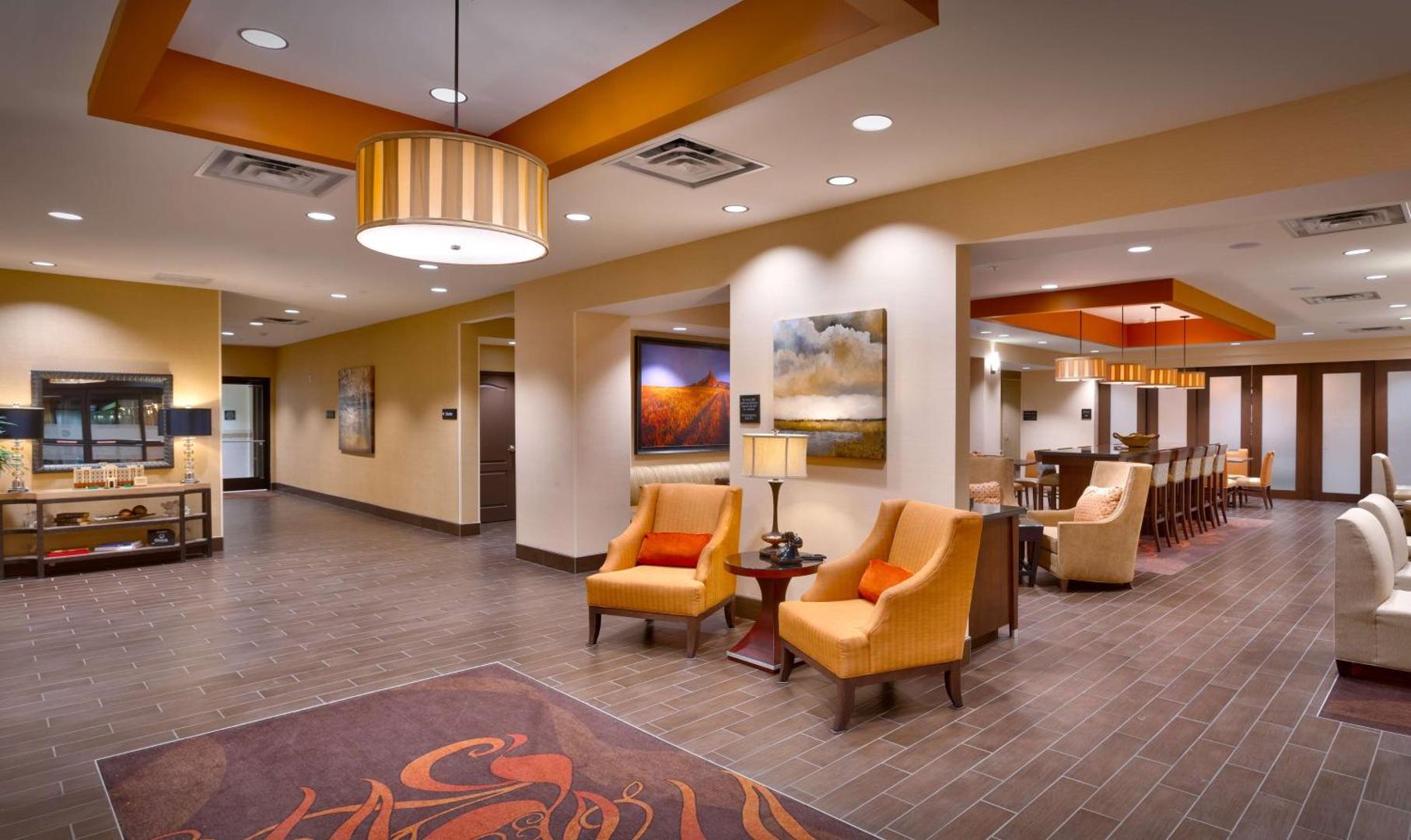 Hampton Inn Omaha/West Dodge Road (Old Mill) Hampton Inn Omaha/West Dodge Road (Old Mill)