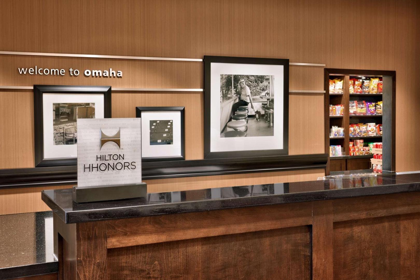 Hampton Inn Omaha/West Dodge Road (Old Mill) Hampton Inn Omaha/West Dodge Road (Old Mill)