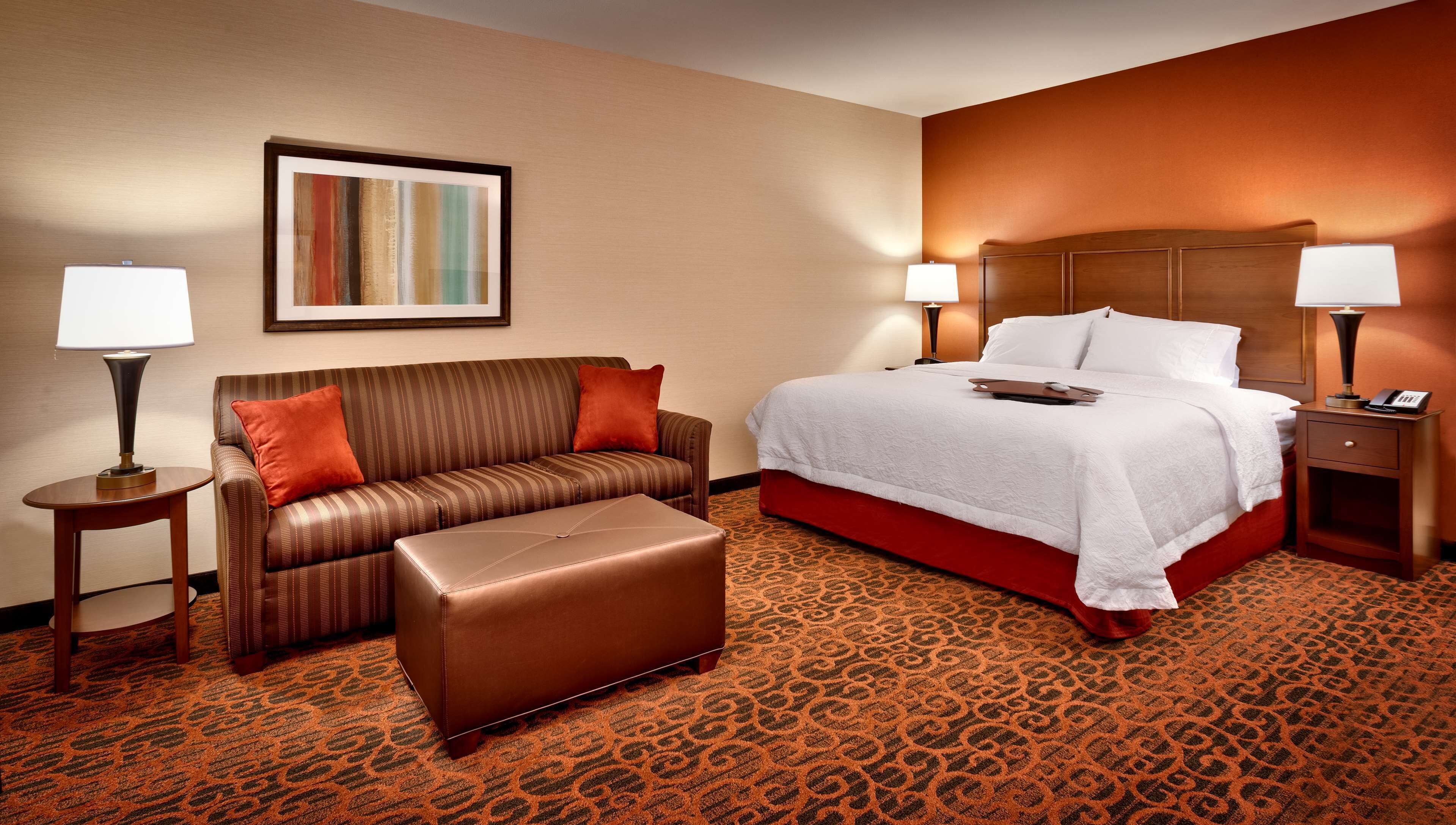 Hampton Inn Omaha/West Dodge Road (Old Mill) Hampton Inn Omaha/West Dodge Road (Old Mill)
