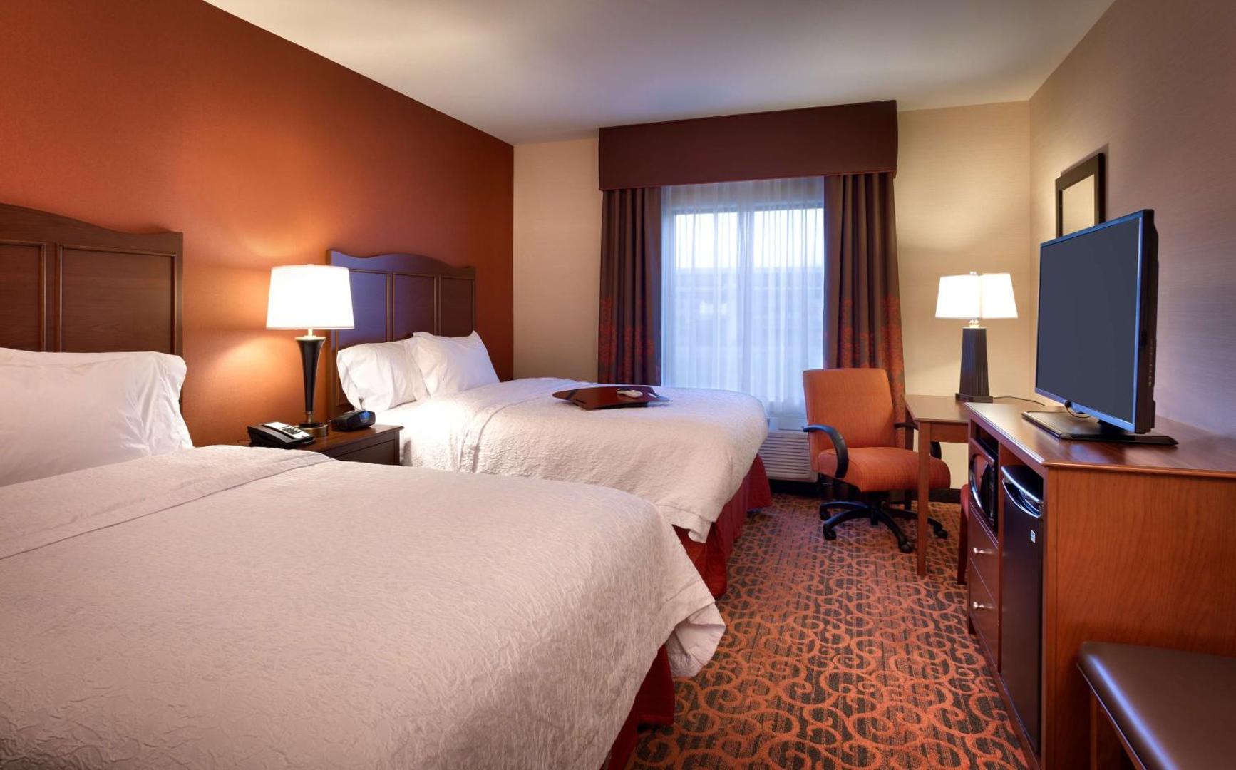 Hampton Inn Omaha/West Dodge Road (Old Mill) Hampton Inn Omaha/West Dodge Road (Old Mill)