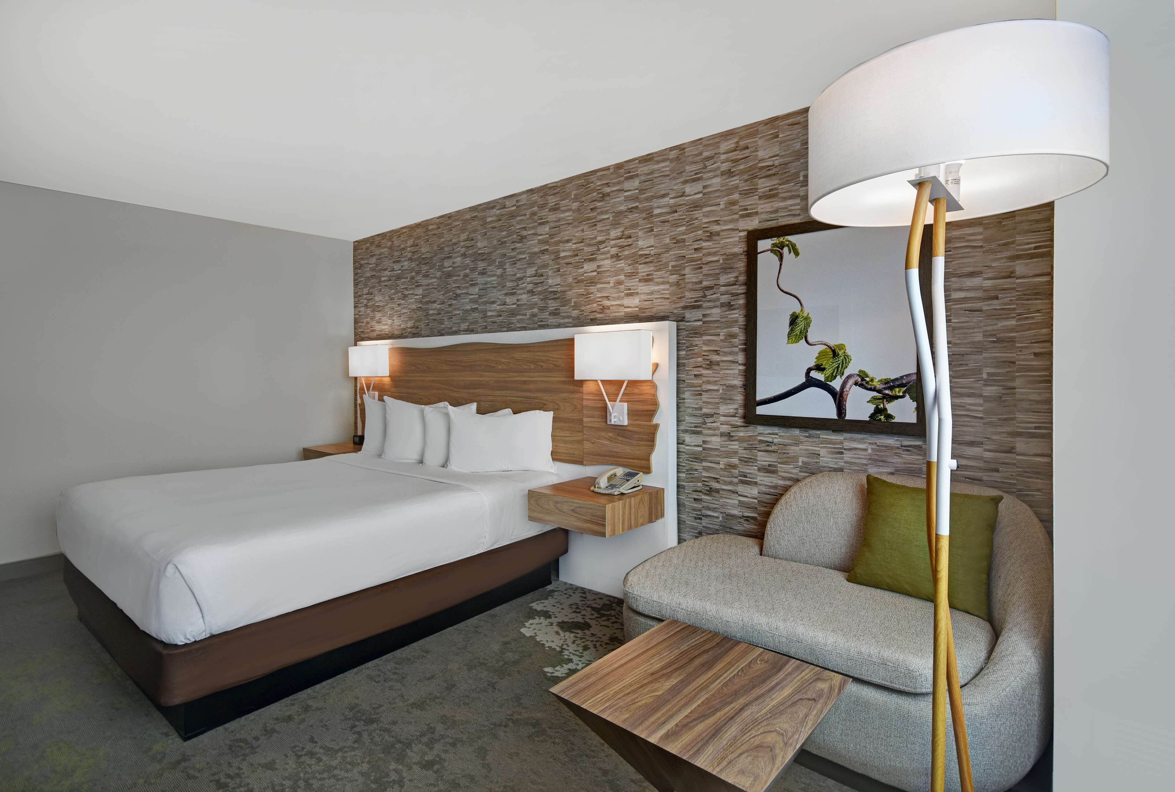 Hilton Hasbrouck Heights / Meadowlands