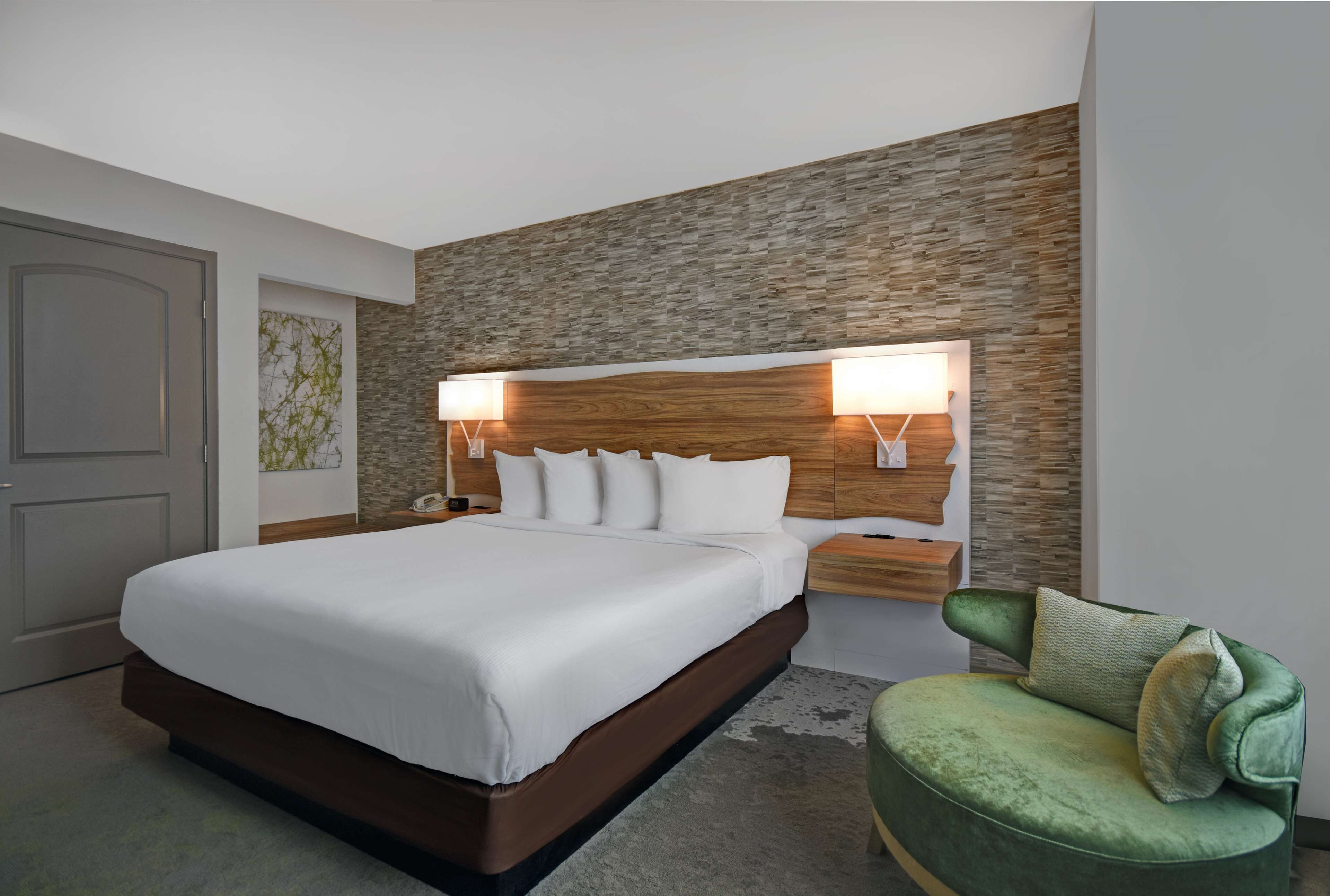 Hilton Hasbrouck Heights / Meadowlands