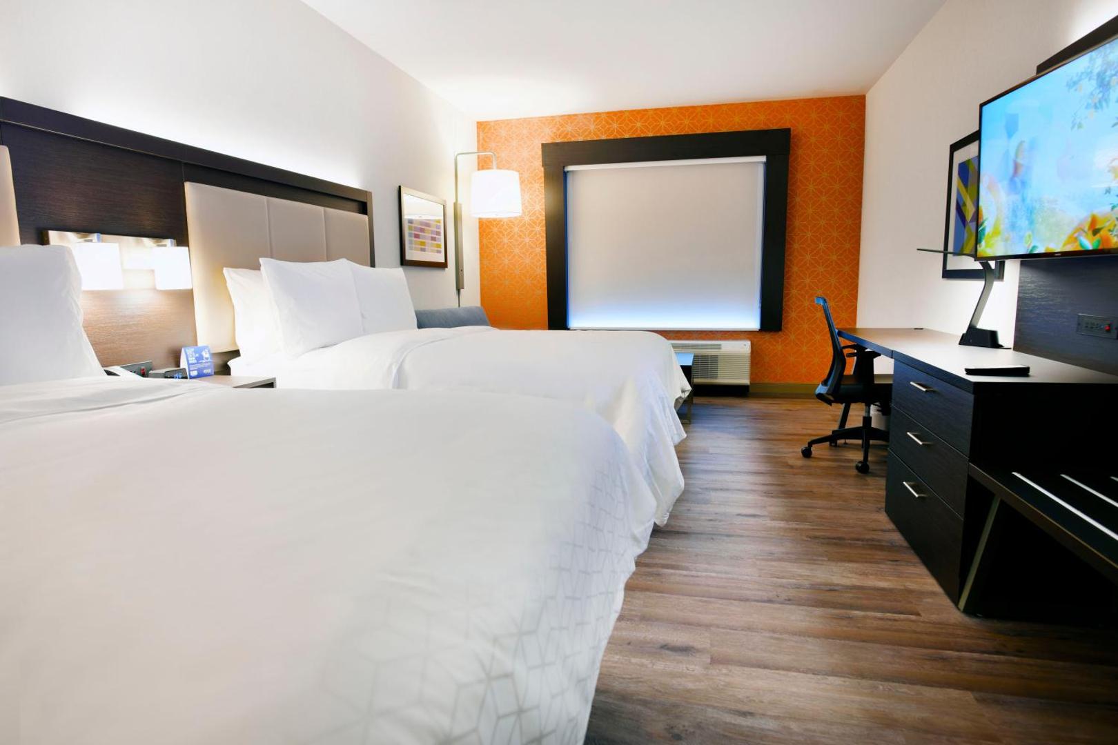Holiday Inn Express & Suites Jersey City - Holland Tunnel Holiday Inn Express & Suites Jersey City - Holland Tunnel