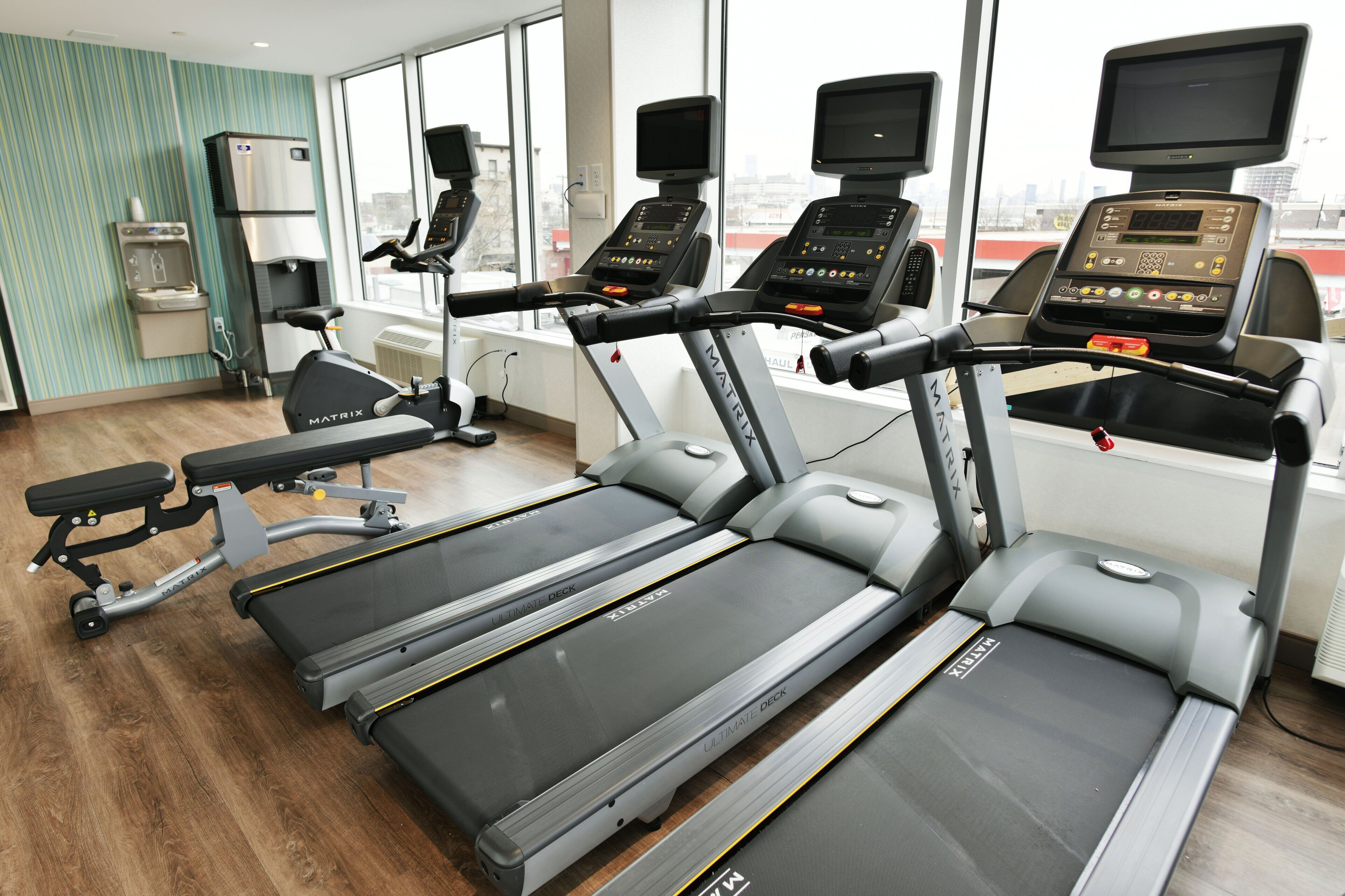 Holiday Inn Express & Suites Jersey City - Holland Tunnel Holiday Inn Express & Suites Jersey City - Holland Tunnel