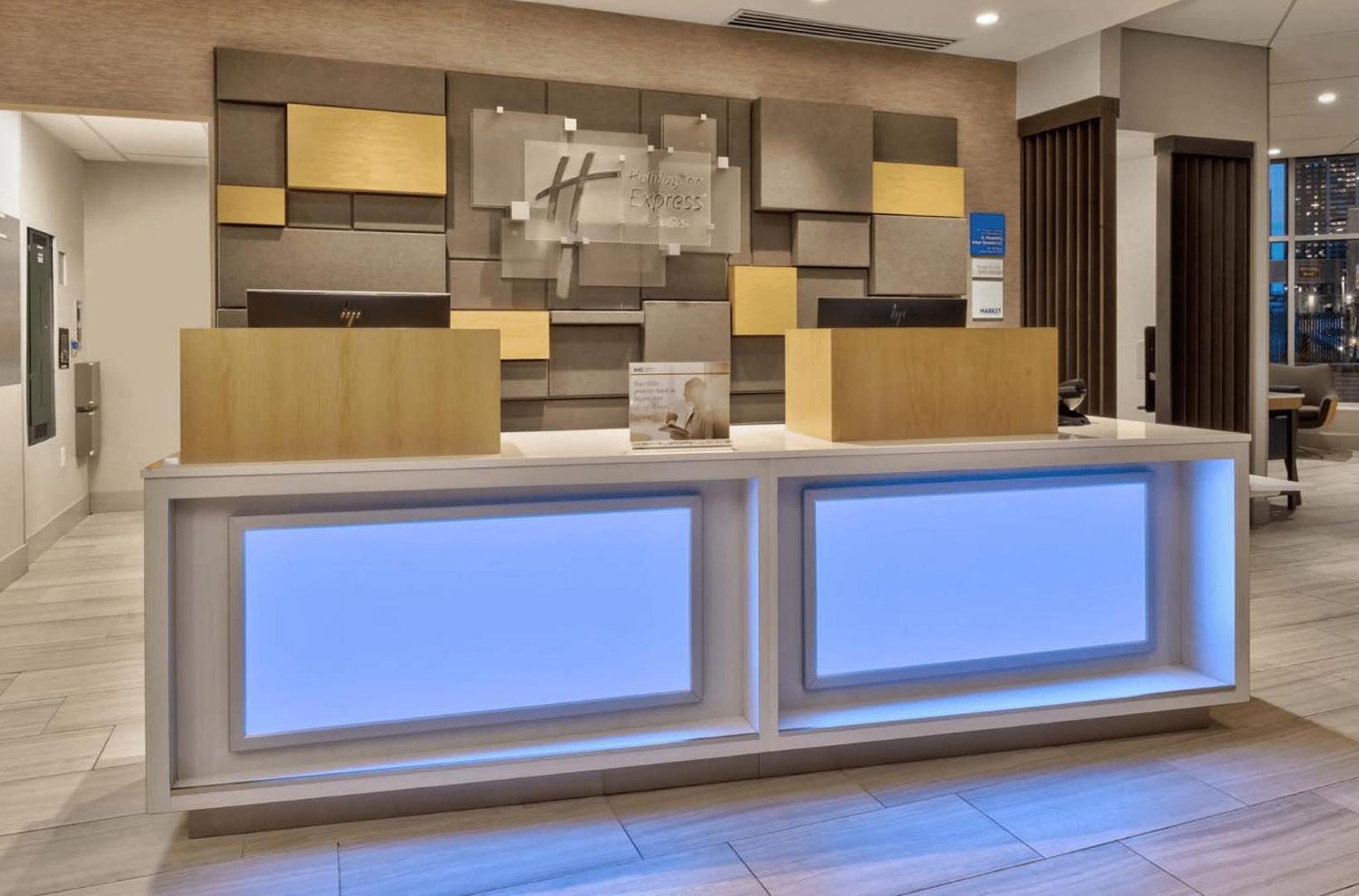 Holiday Inn Express & Suites Jersey City - Holland Tunnel Holiday Inn Express & Suites Jersey City - Holland Tunnel