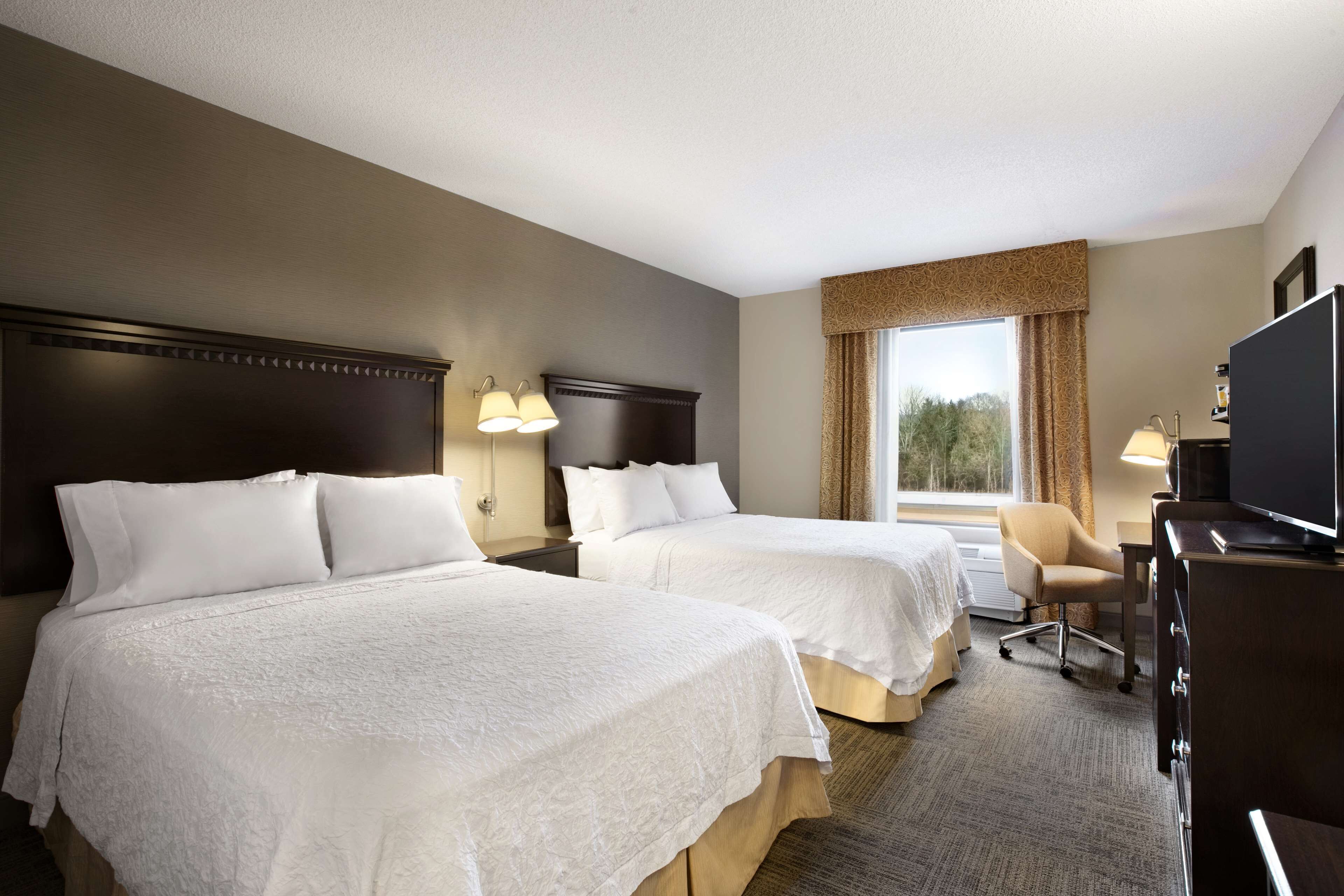 Hampton Inn & Suites Mahwah Hampton Inn & Suites Mahwah