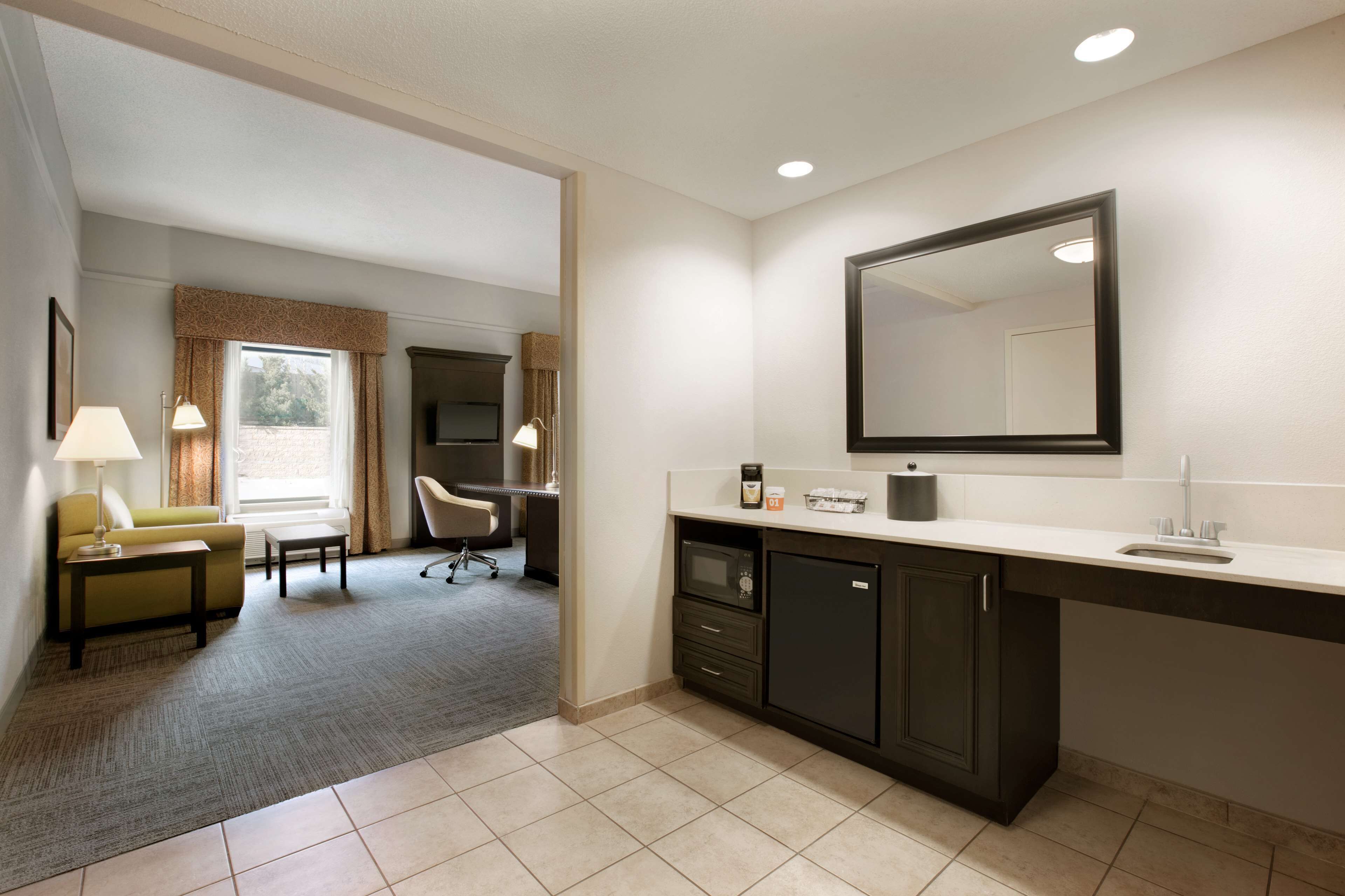 Hampton Inn & Suites Mahwah Hampton Inn & Suites Mahwah