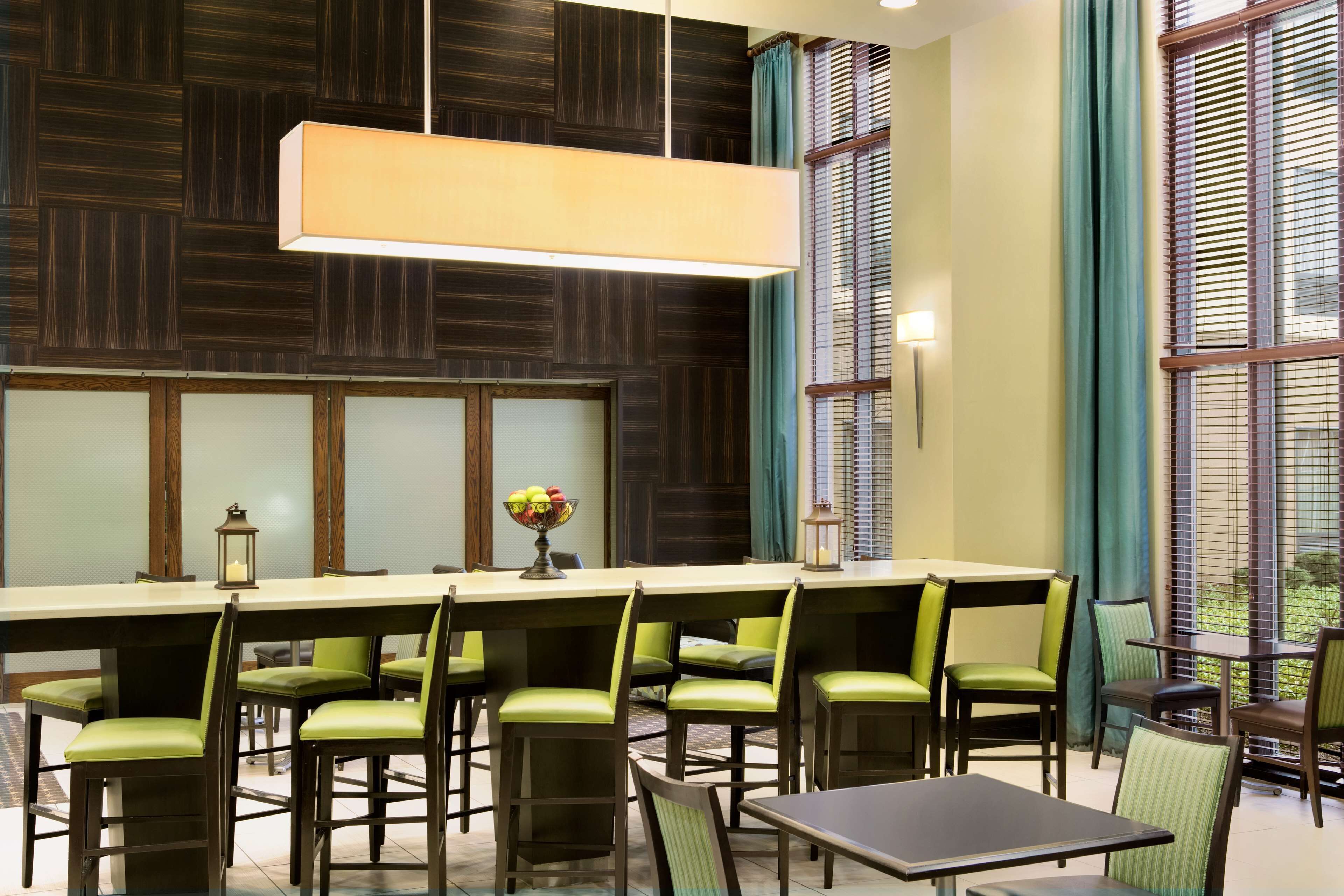 Hampton Inn & Suites Mahwah Hampton Inn & Suites Mahwah