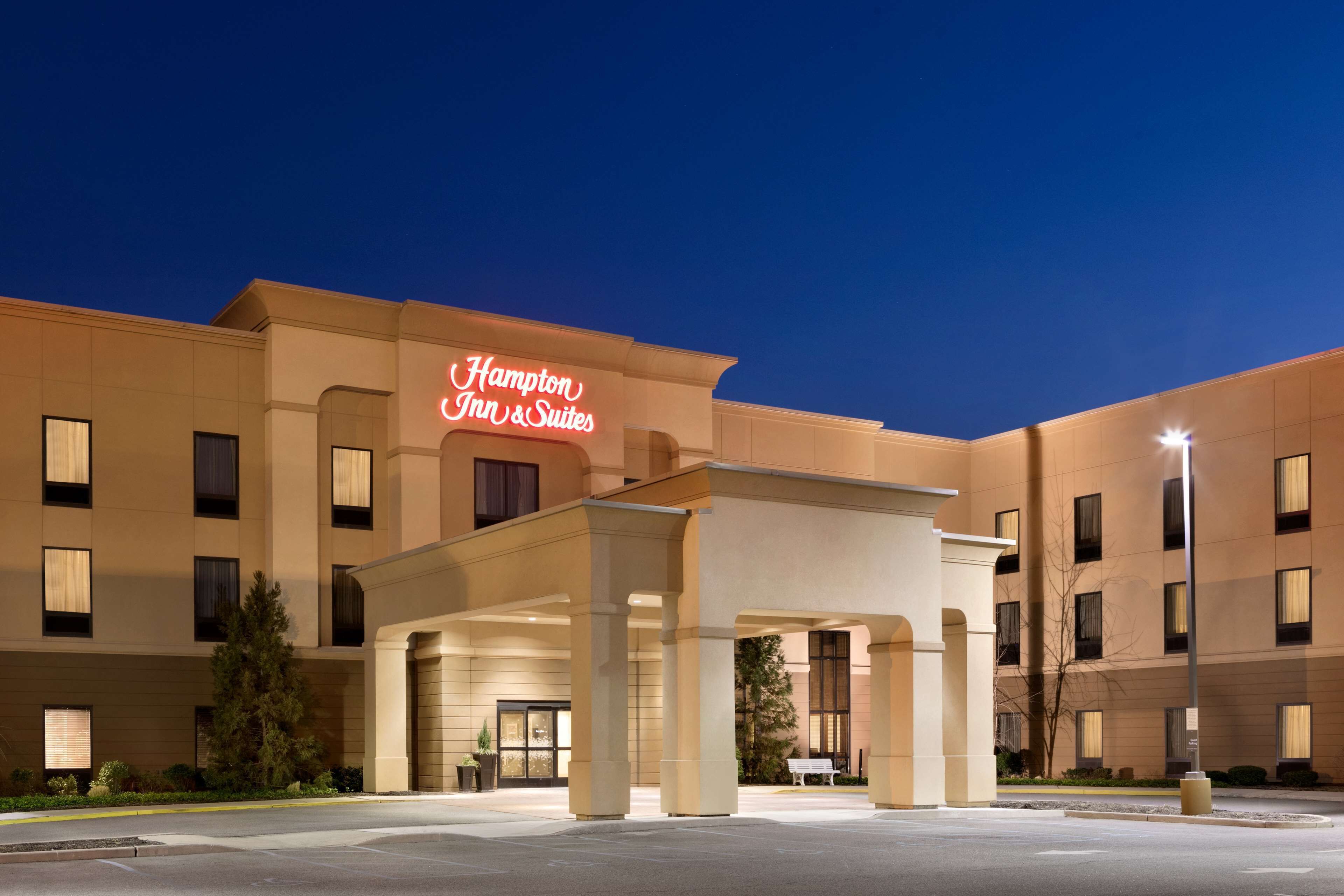 Hampton Inn & Suites Mahwah Hampton Inn & Suites Mahwah