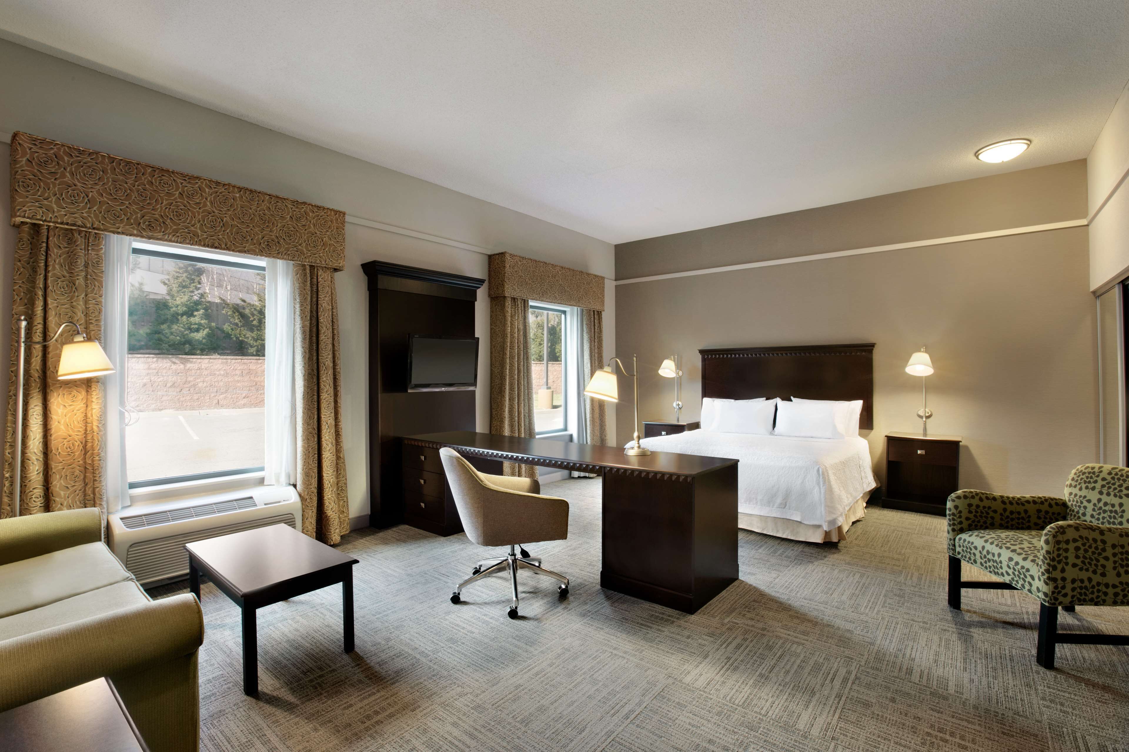 Hampton Inn & Suites Mahwah Hampton Inn & Suites Mahwah