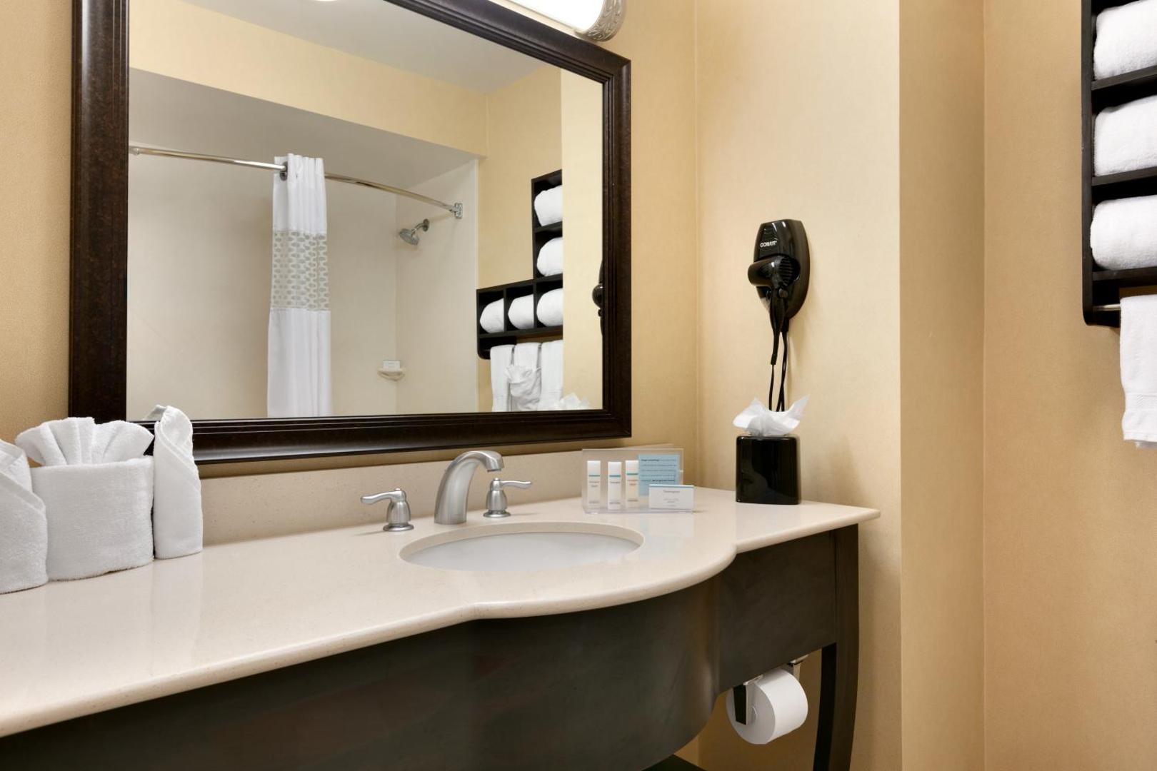 Hampton Inn & Suites Mahwah Hampton Inn & Suites Mahwah