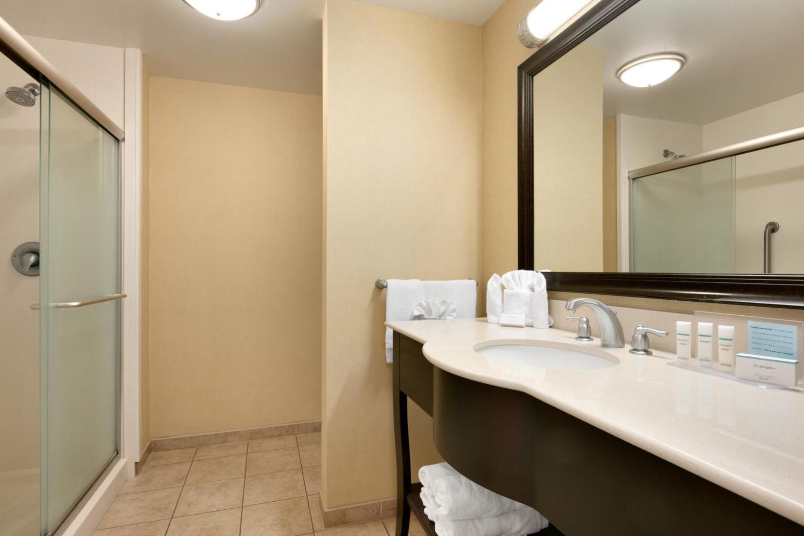 Hampton Inn & Suites Mahwah Hampton Inn & Suites Mahwah