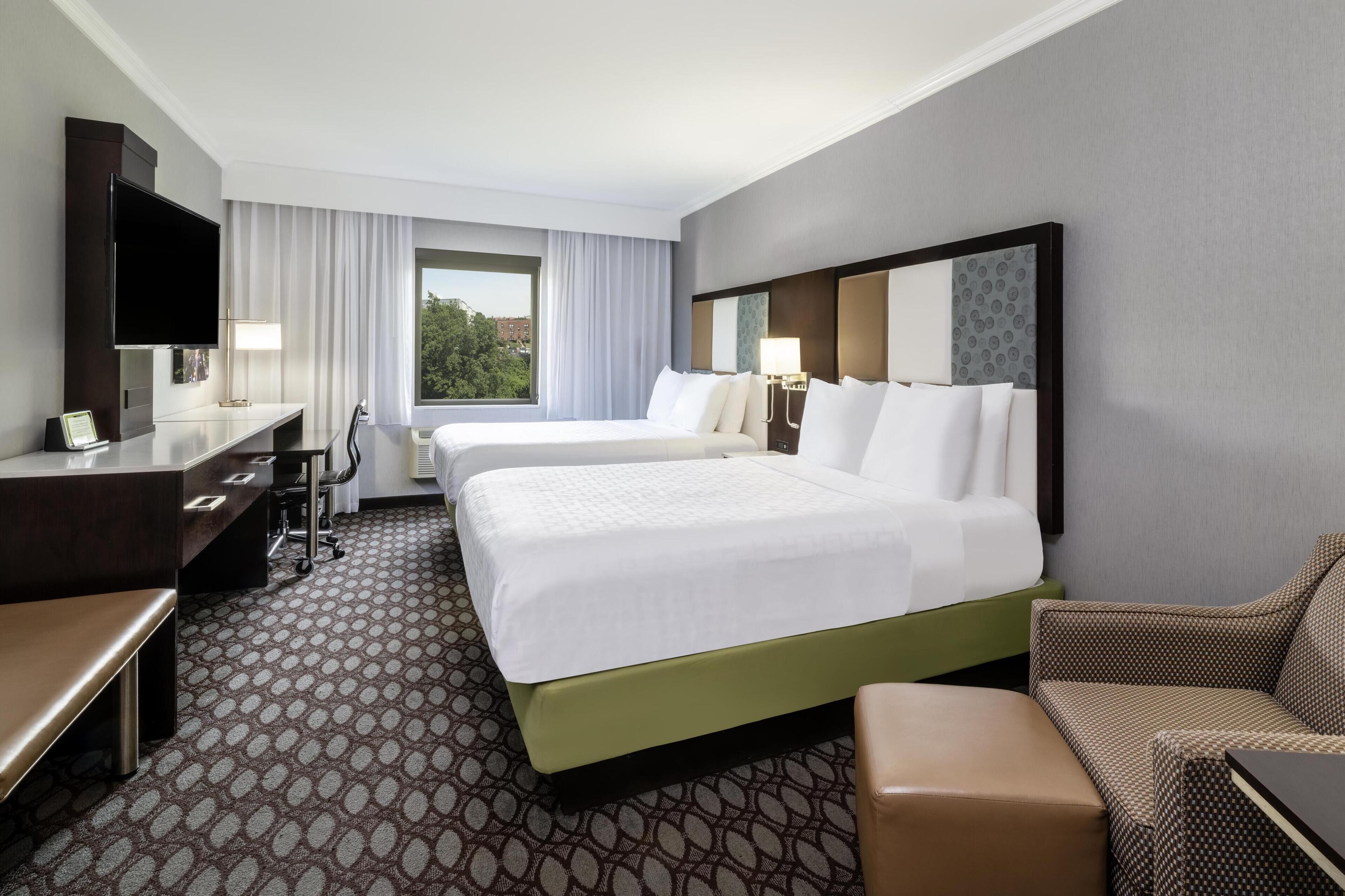 Best Western Premier NYC Gateway Hotel