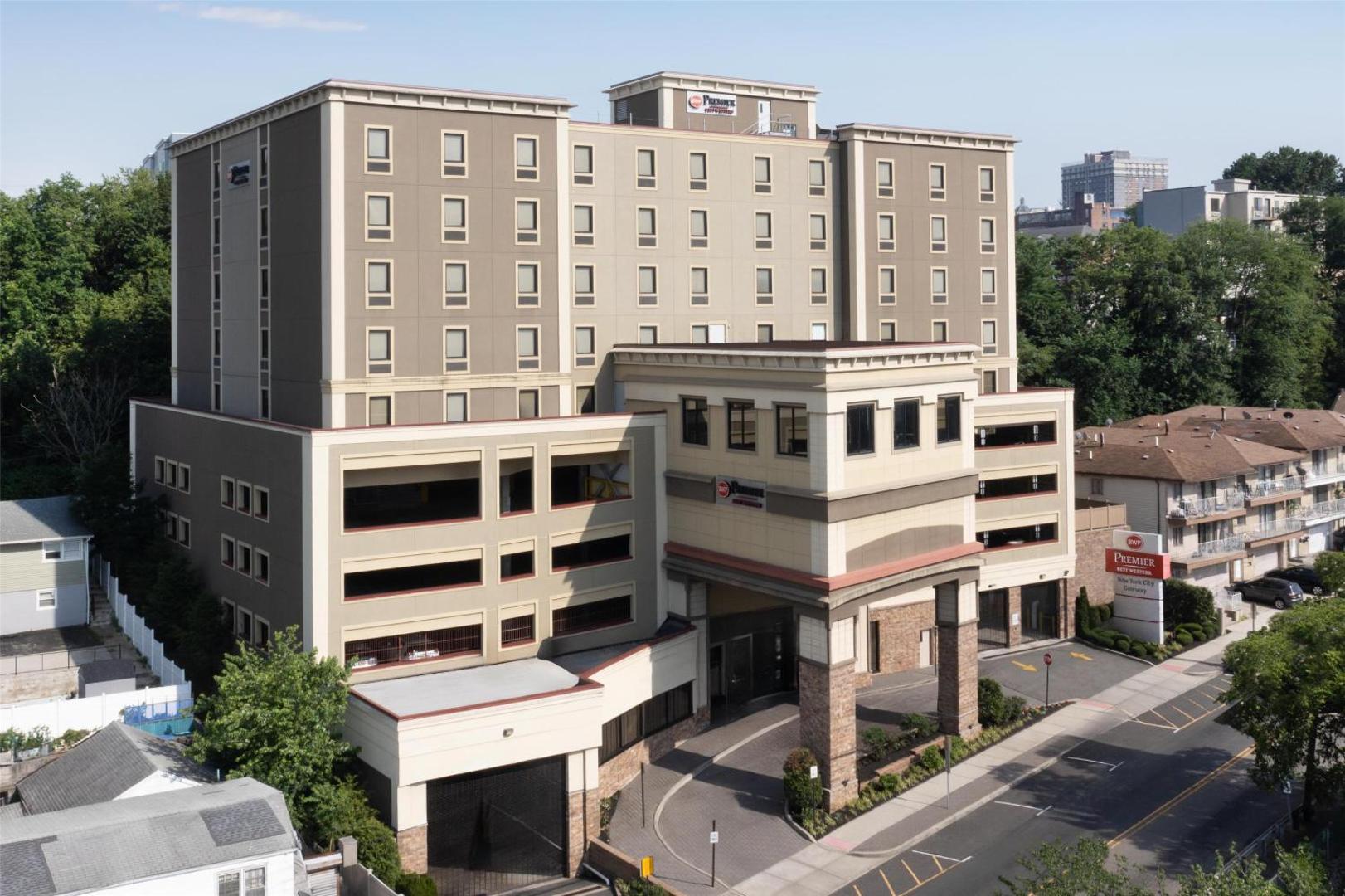 Best Western Premier NYC Gateway Hotel