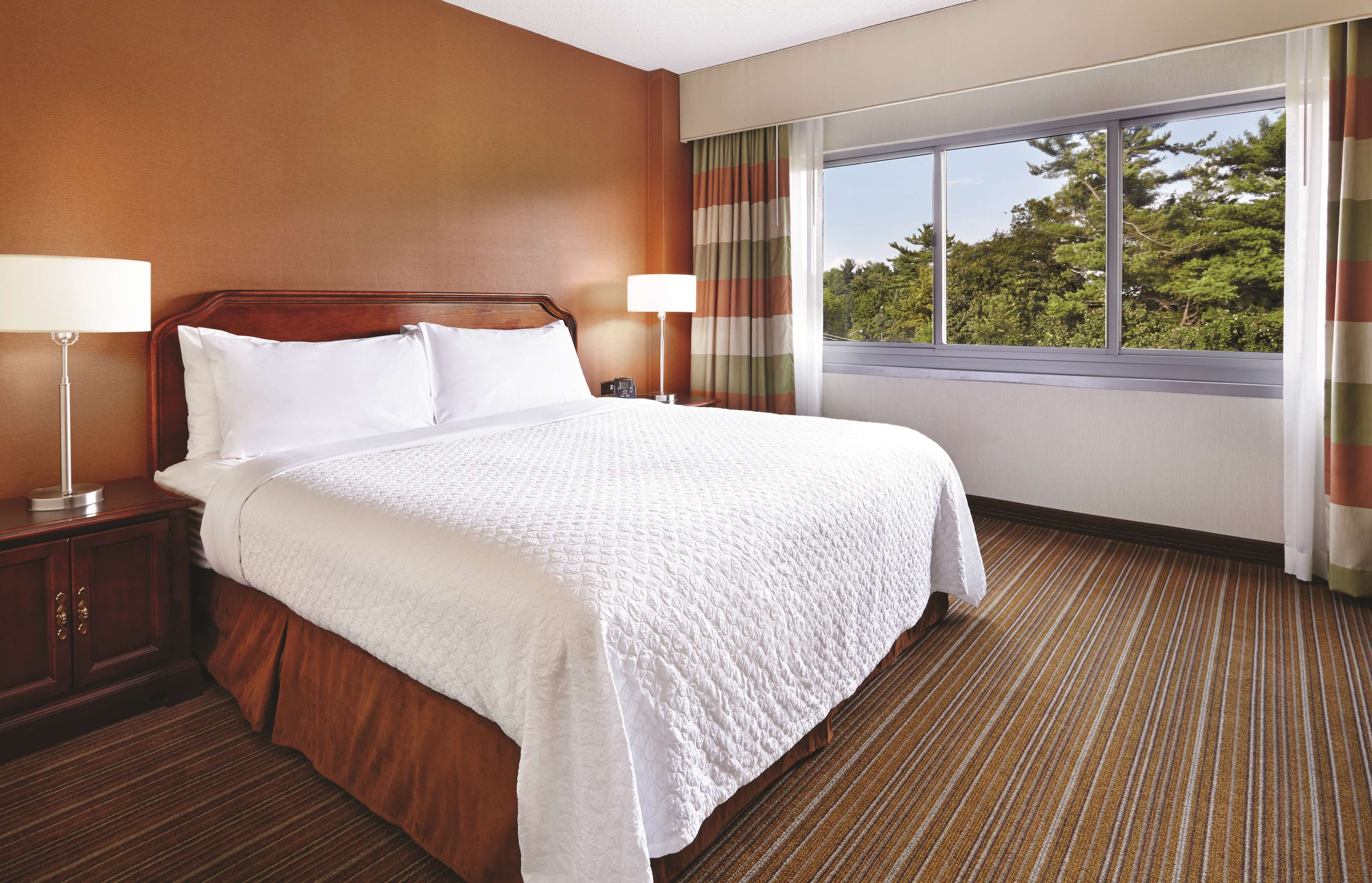 Embassy Suites by Hilton Parsippany Embassy Suites by Hilton Parsippany