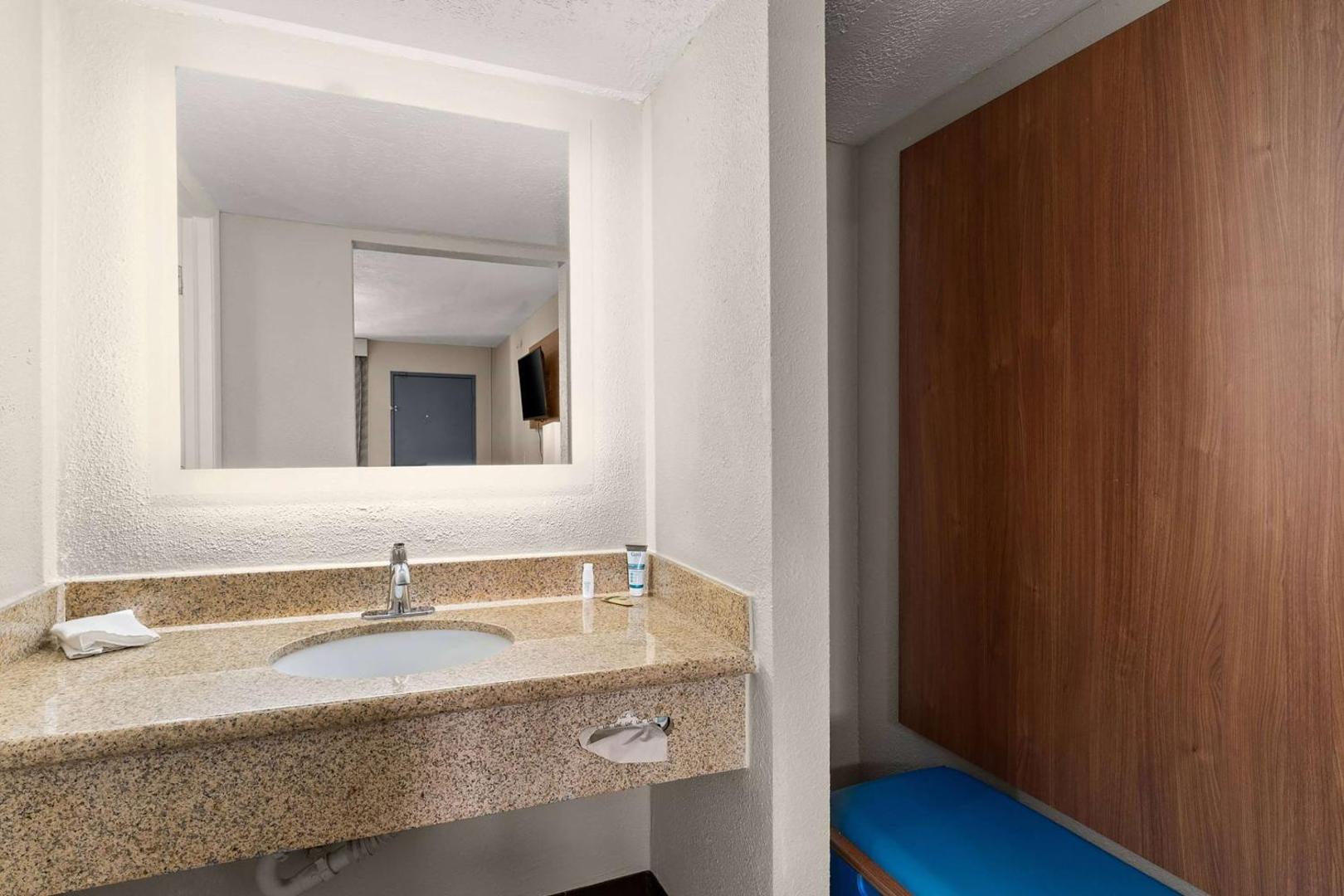 Days Inn by Wyndham Albuquerque Northeast Days Inn by Wyndham Albuquerque Northeast