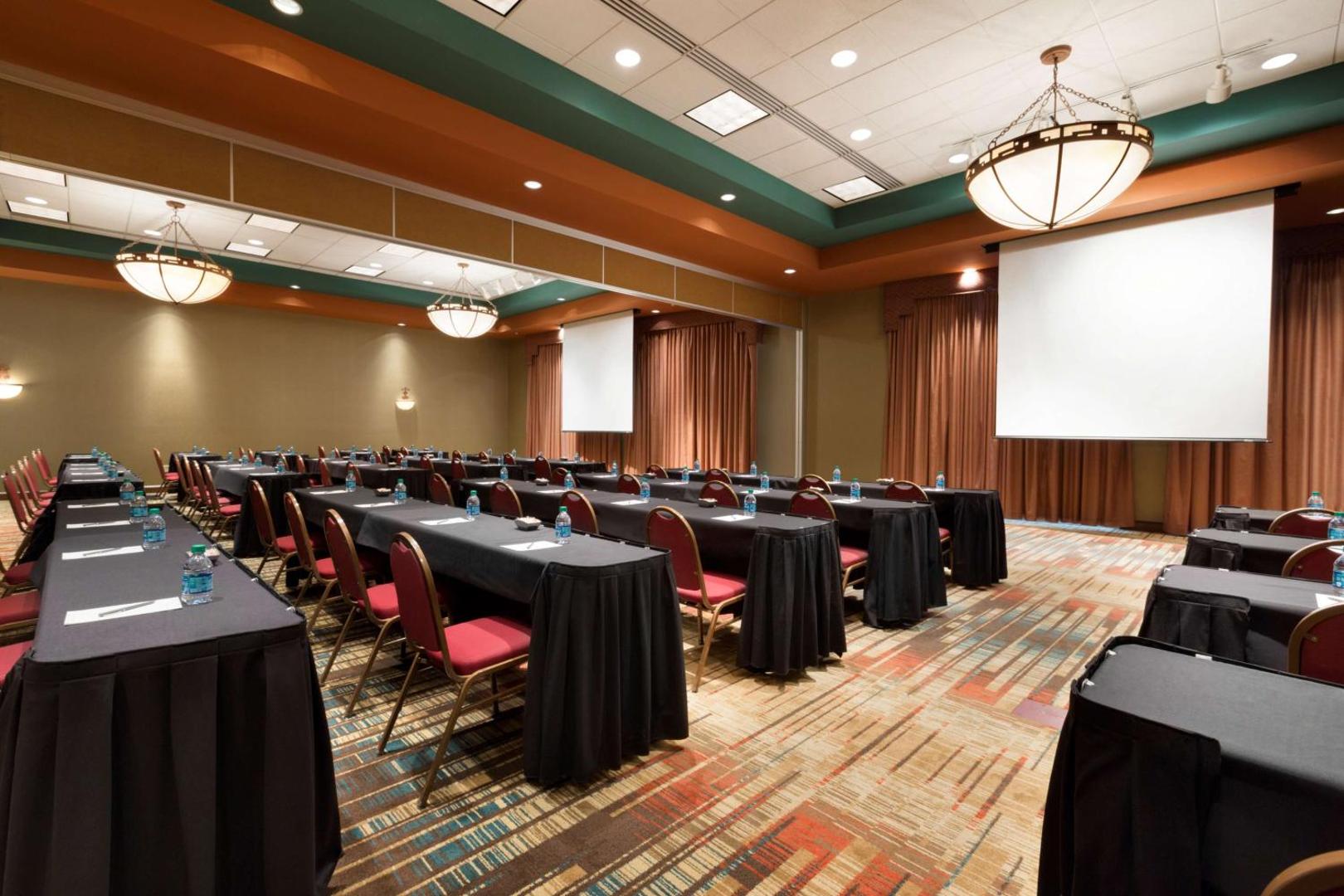 Embassy Suites Albuquerque - Hotel & Spa Embassy Suites Albuquerque - Hotel & Spa