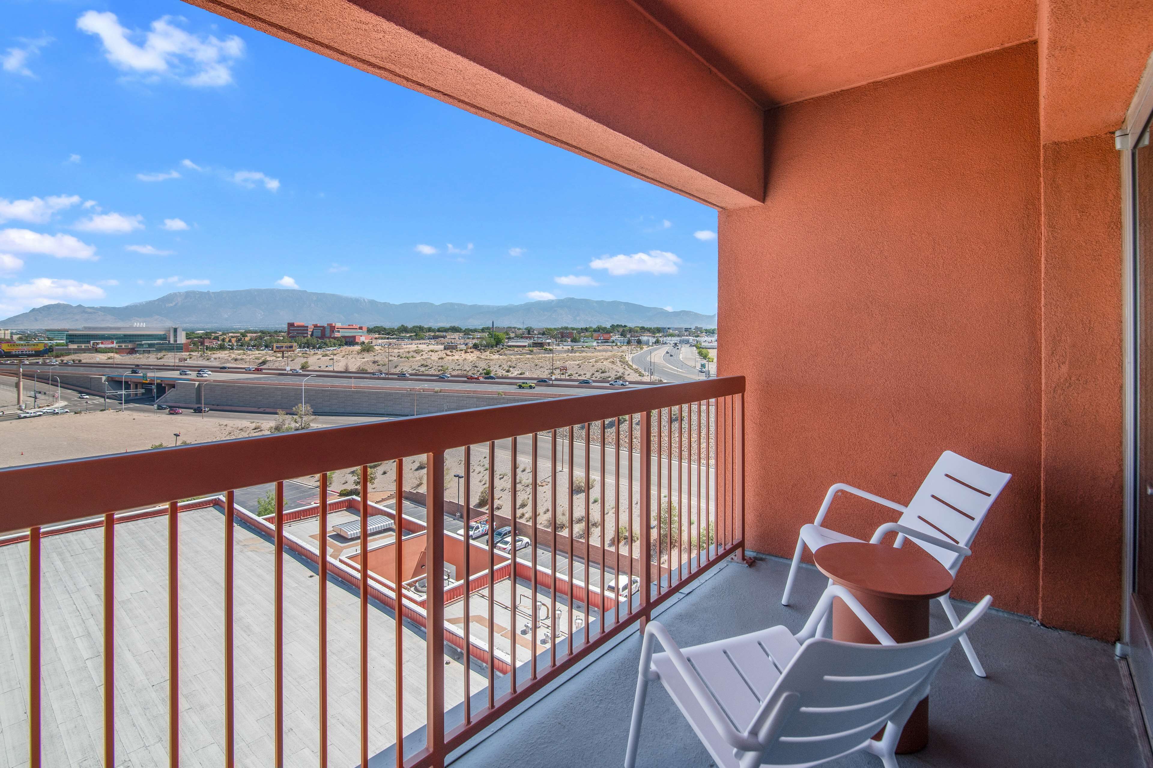 Embassy Suites Albuquerque - Hotel & Spa Embassy Suites Albuquerque - Hotel & Spa