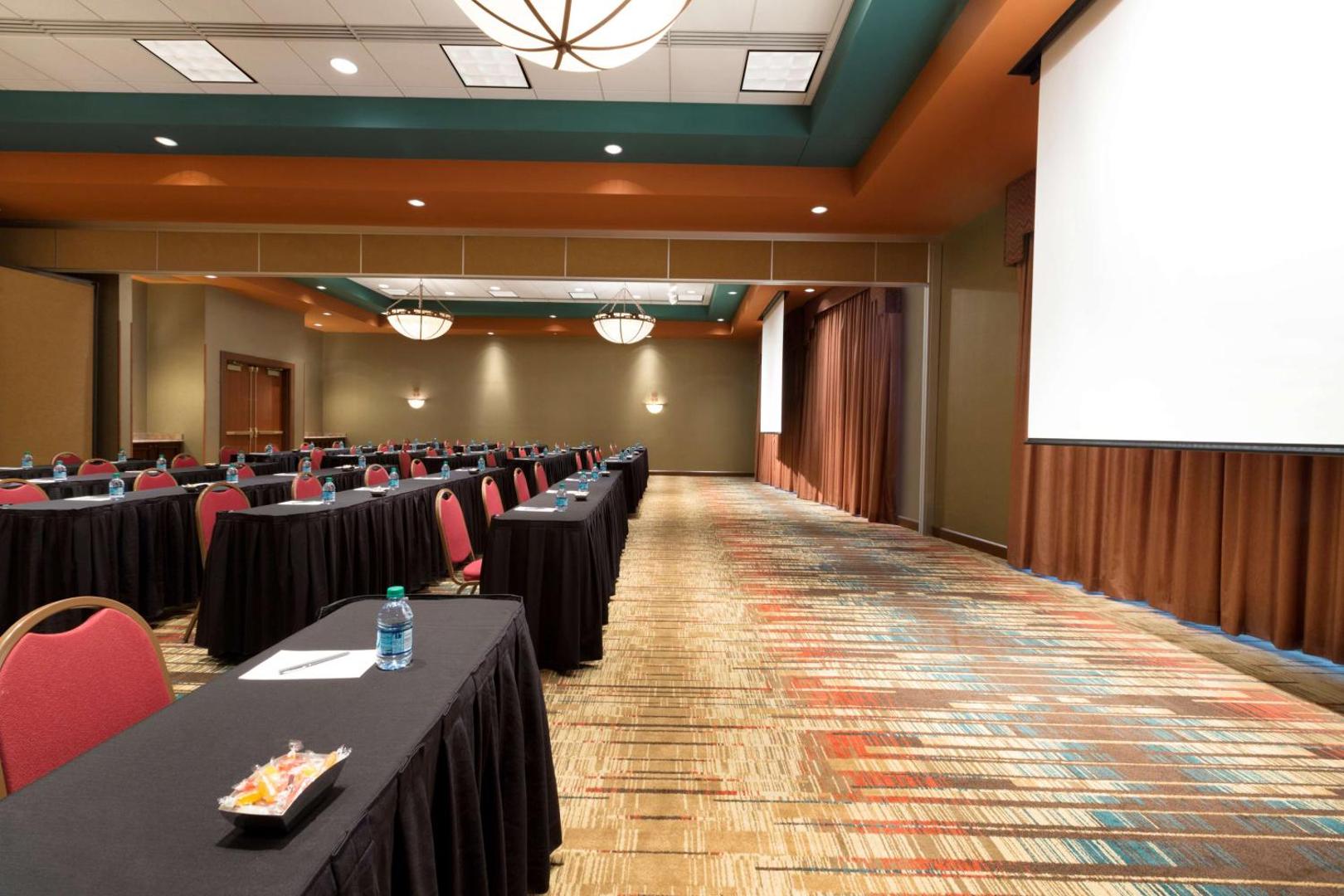 Embassy Suites Albuquerque - Hotel & Spa Embassy Suites Albuquerque - Hotel & Spa