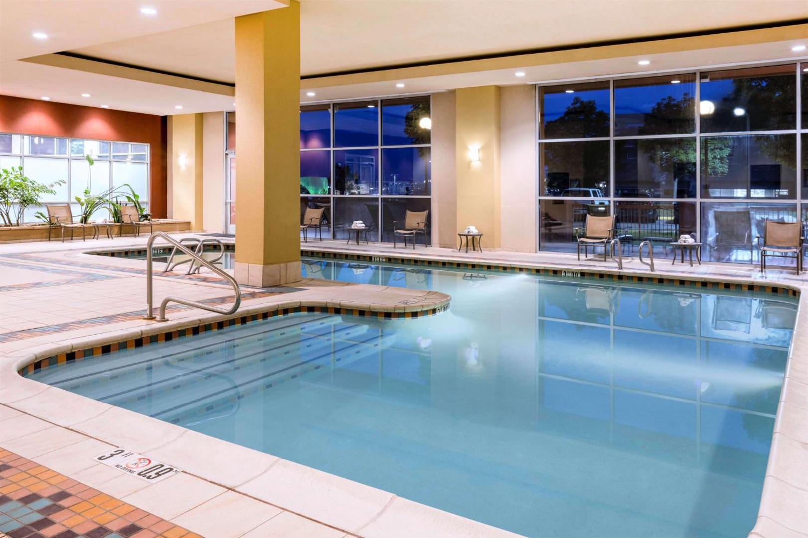 Embassy Suites Albuquerque - Hotel & Spa Embassy Suites Albuquerque - Hotel & Spa