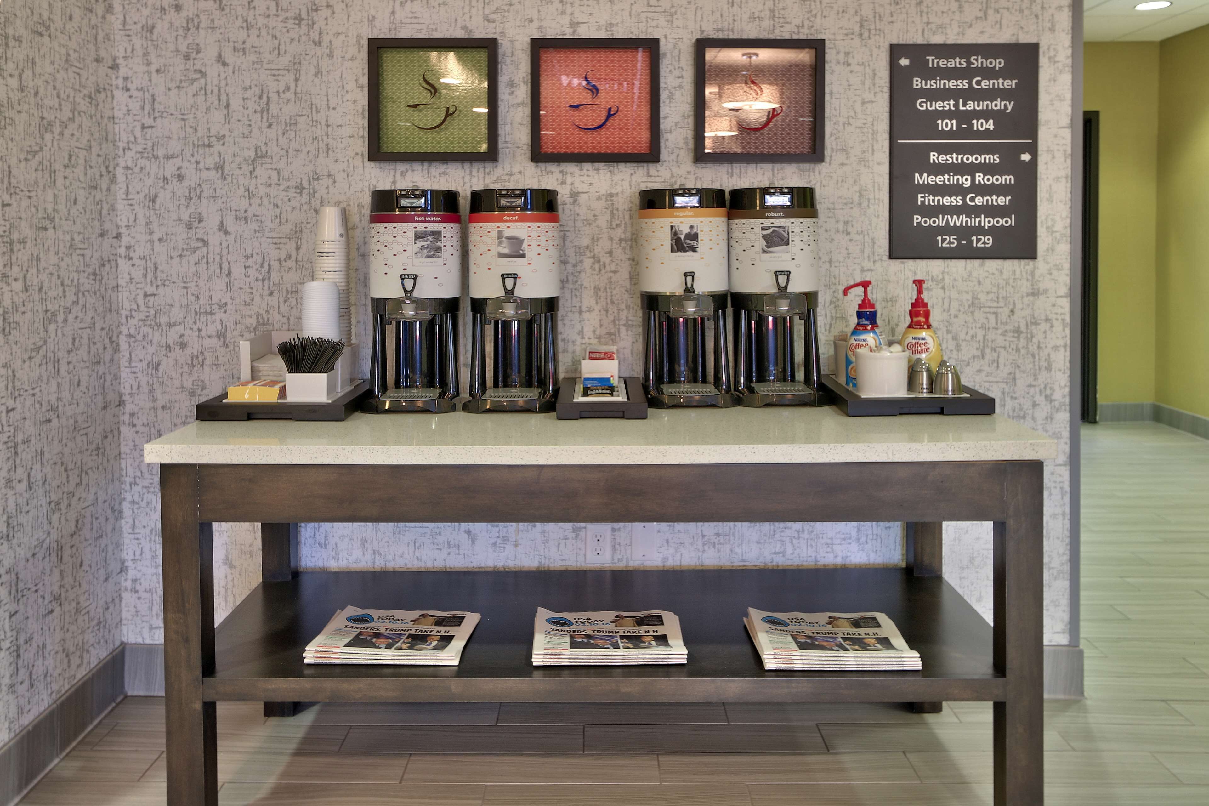 Hampton Inn & Suites Albuquerque Airport Hampton Inn & Suites Albuquerque Airport