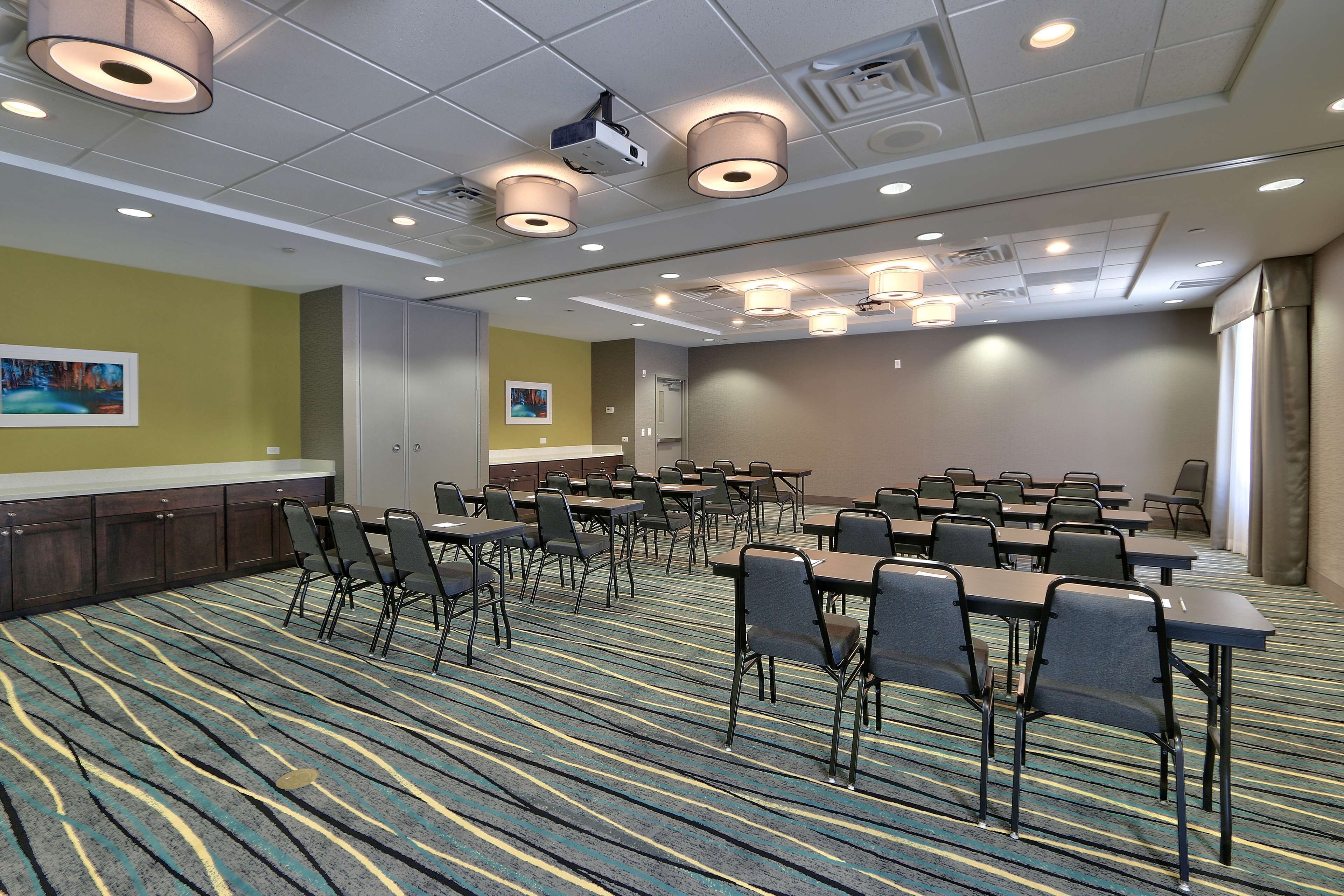 Hampton Inn & Suites Albuquerque Airport Hampton Inn & Suites Albuquerque Airport