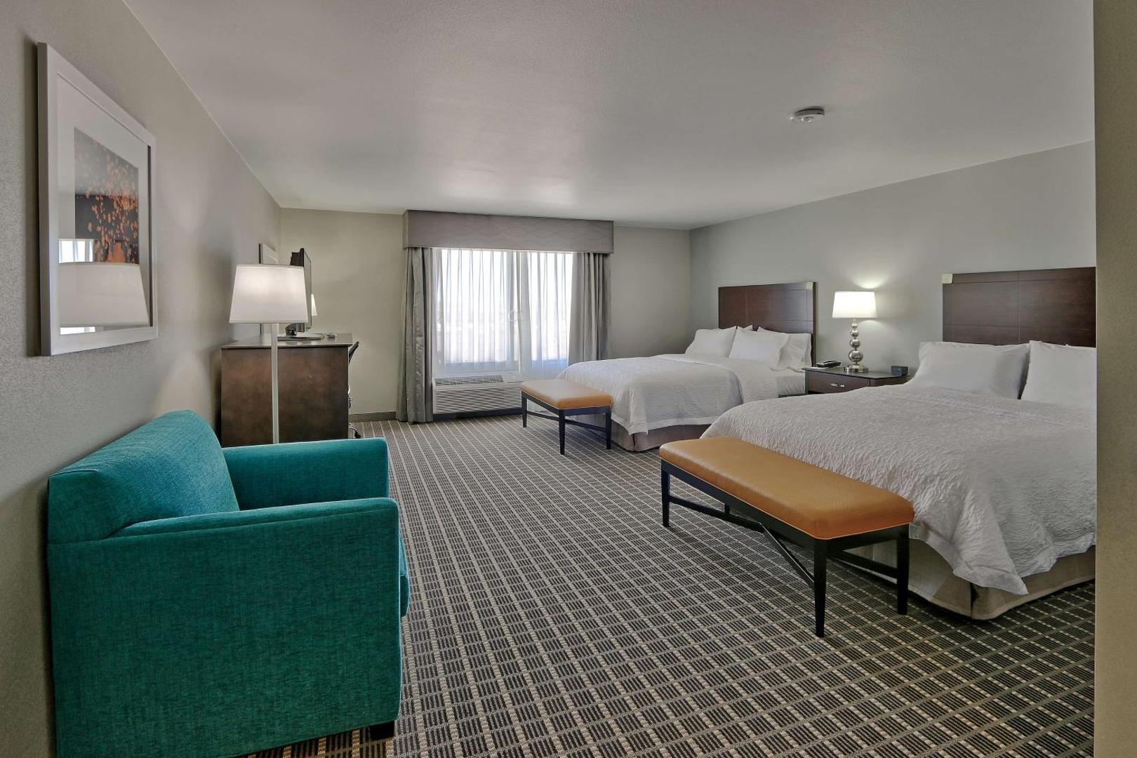 Hampton Inn & Suites Albuquerque Airport Hampton Inn & Suites Albuquerque Airport