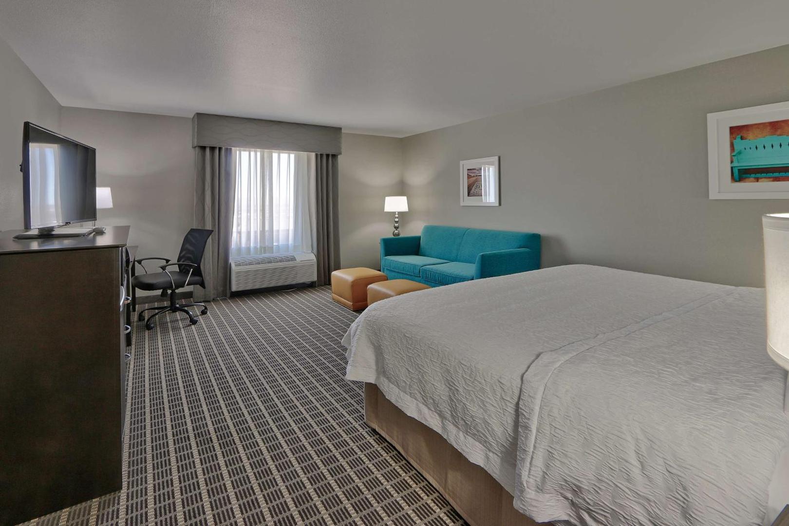 Hampton Inn & Suites Albuquerque Airport Hampton Inn & Suites Albuquerque Airport