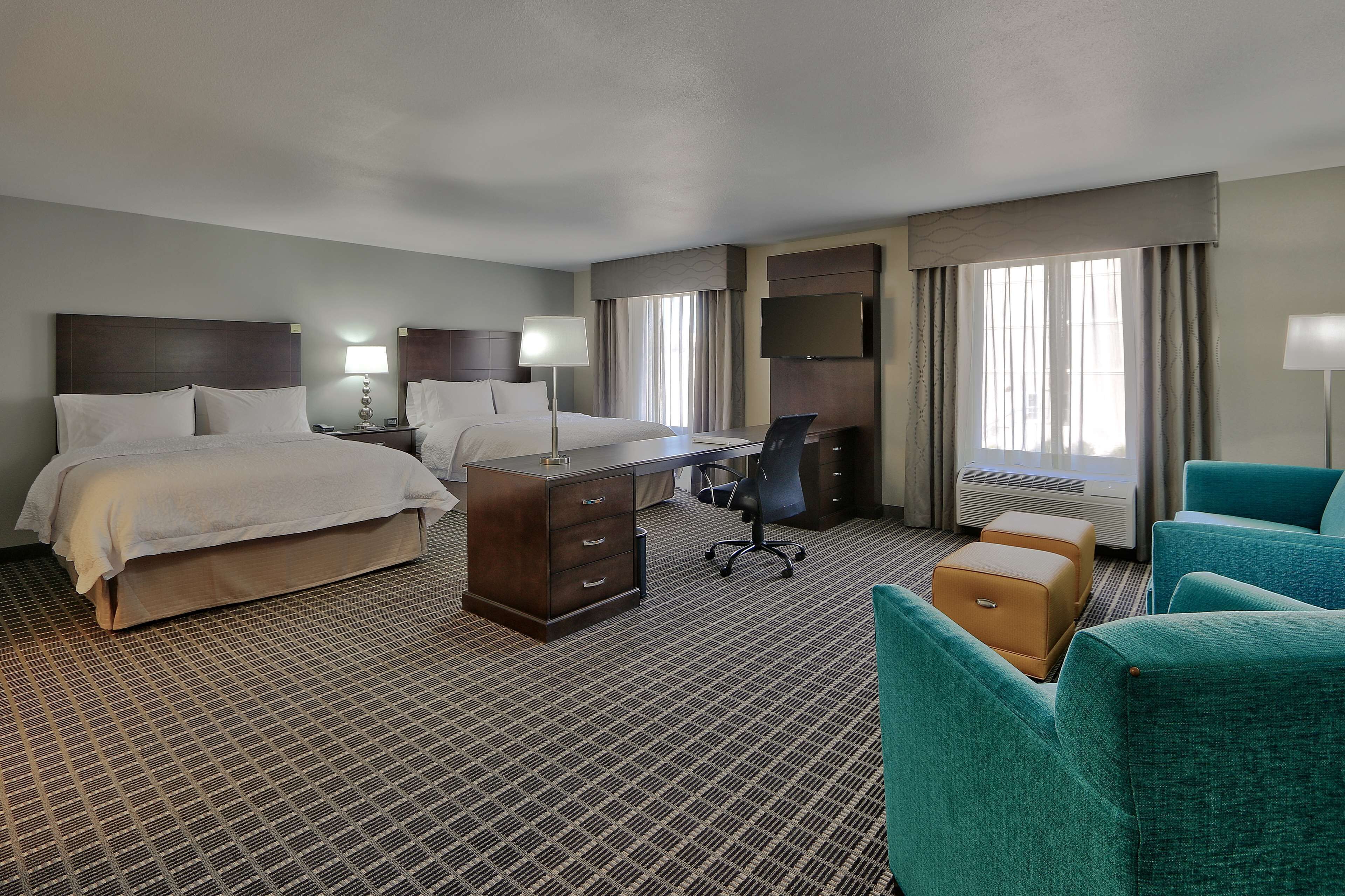 Hampton Inn & Suites Albuquerque Airport Hampton Inn & Suites Albuquerque Airport