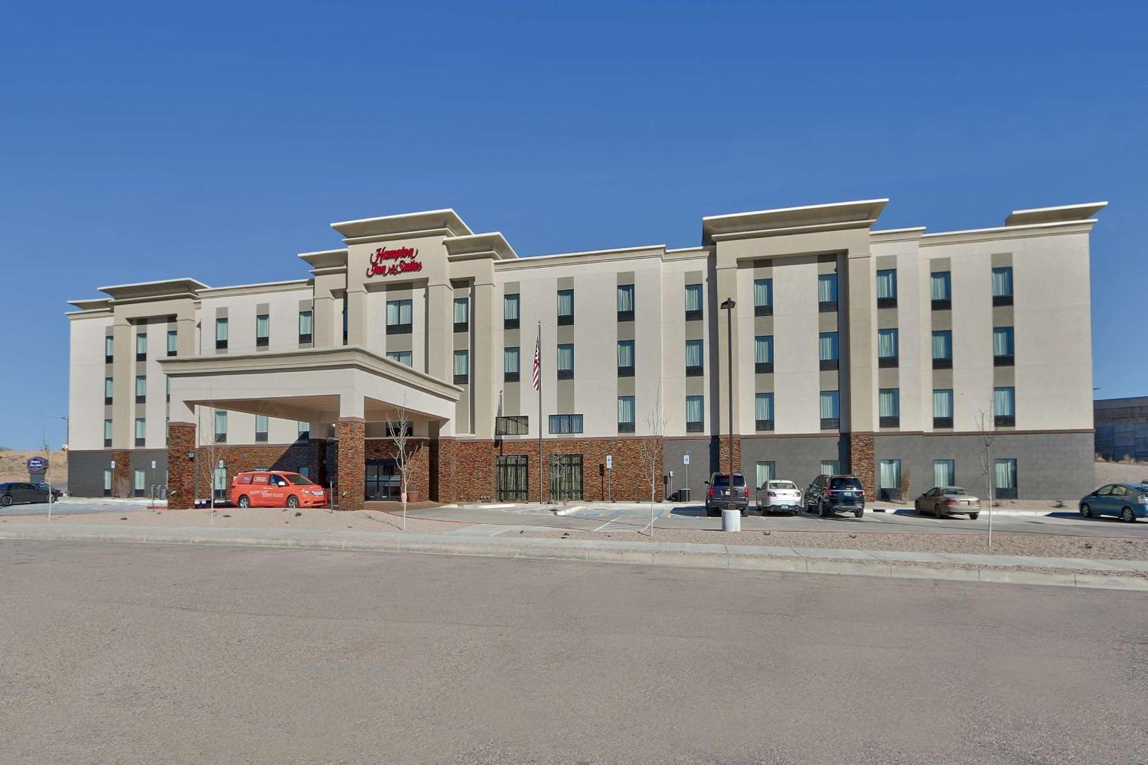 Hampton Inn & Suites Albuquerque Airport Hampton Inn & Suites Albuquerque Airport