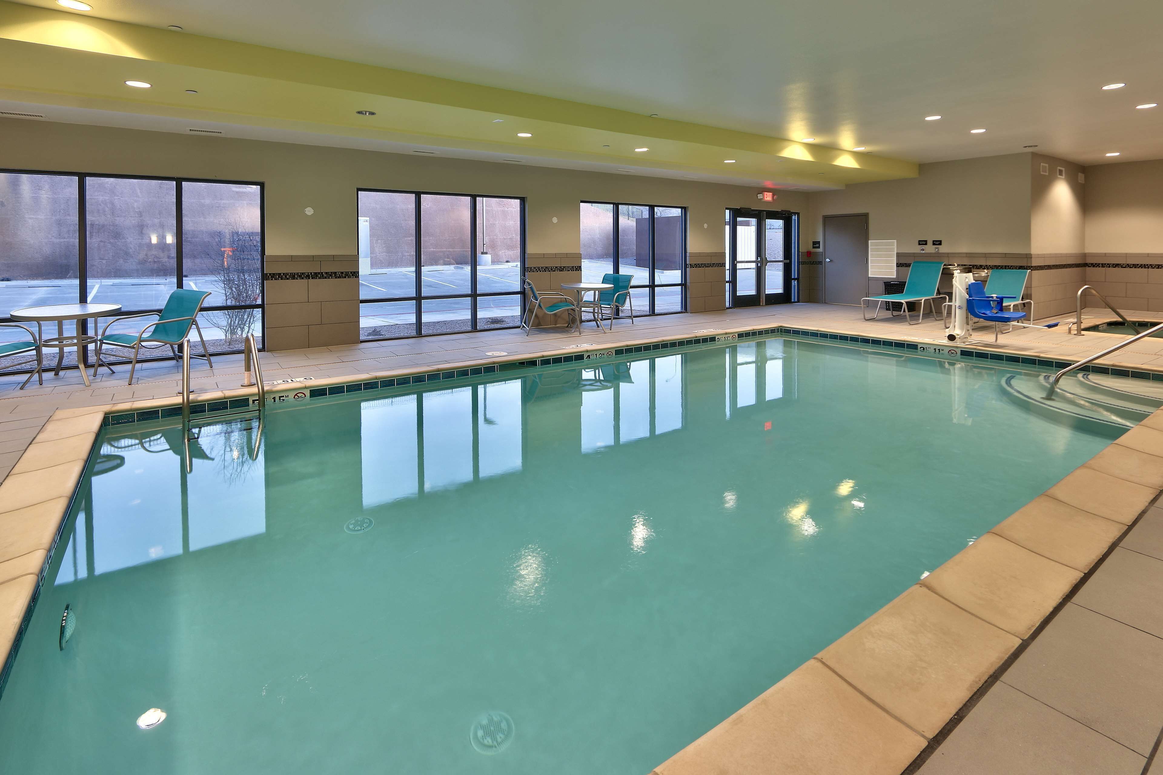 Hampton Inn & Suites Albuquerque Airport Hampton Inn & Suites Albuquerque Airport