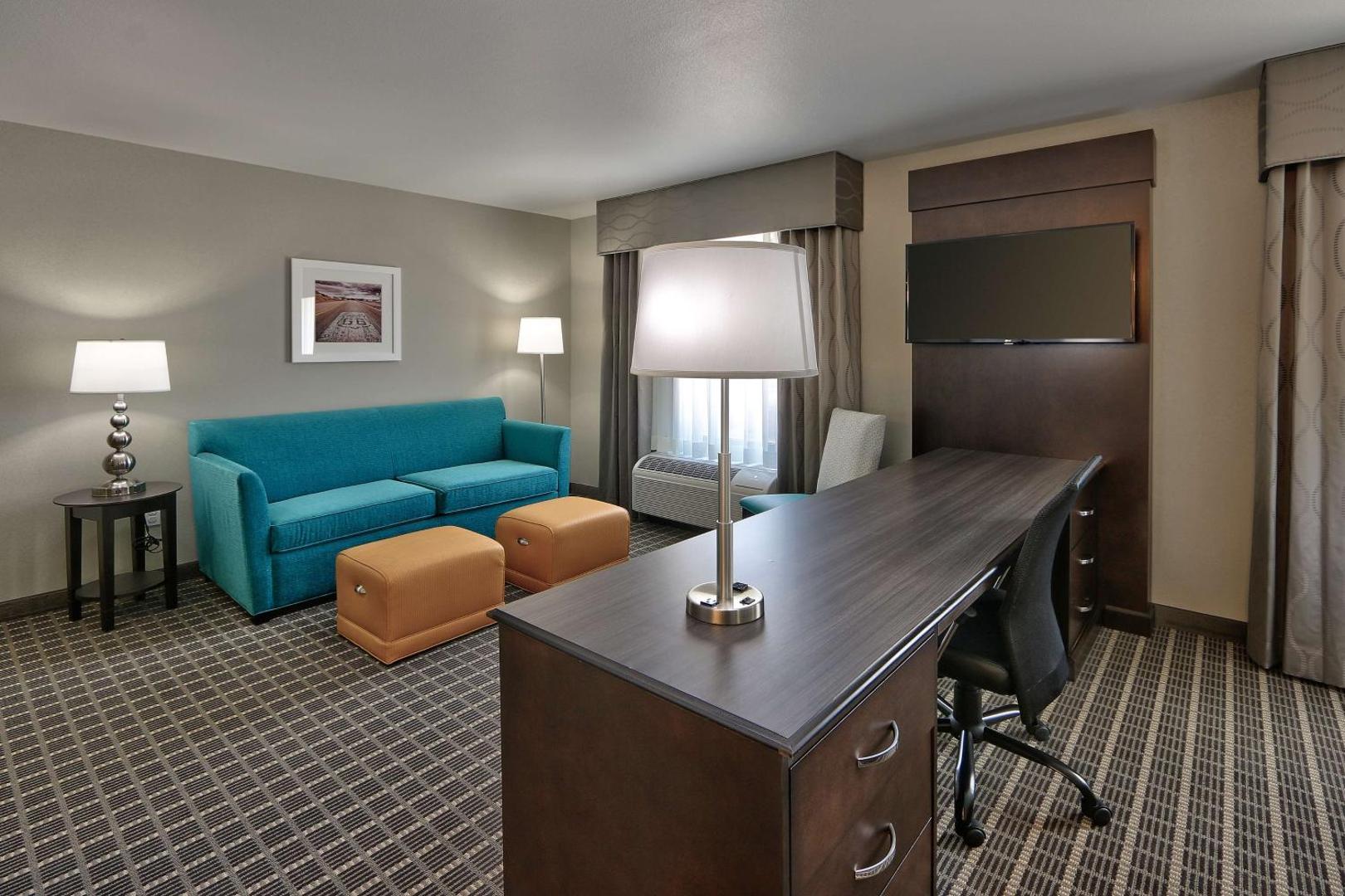 Hampton Inn & Suites Albuquerque Airport Hampton Inn & Suites Albuquerque Airport
