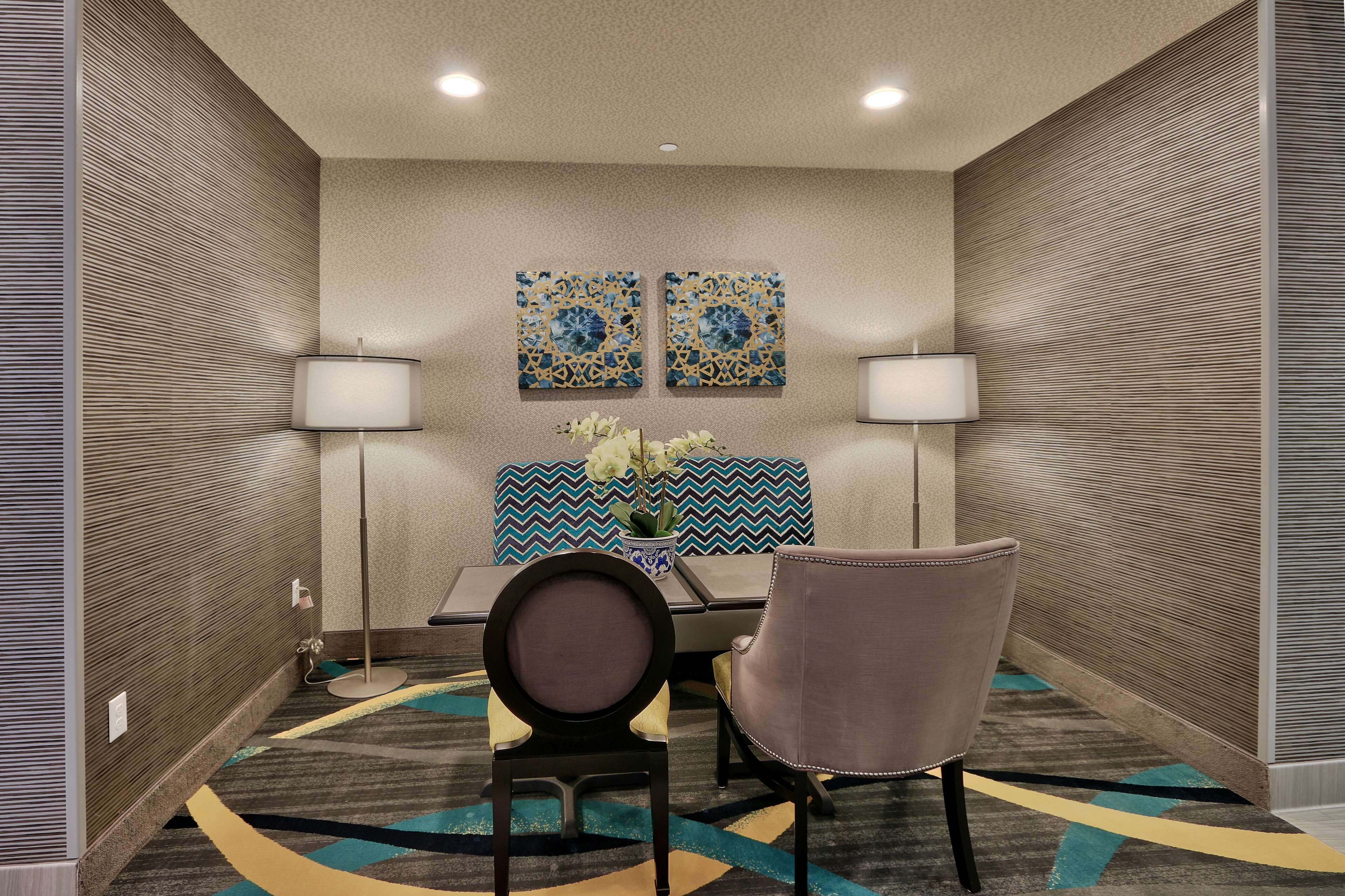 Hampton Inn & Suites Albuquerque Airport Hampton Inn & Suites Albuquerque Airport