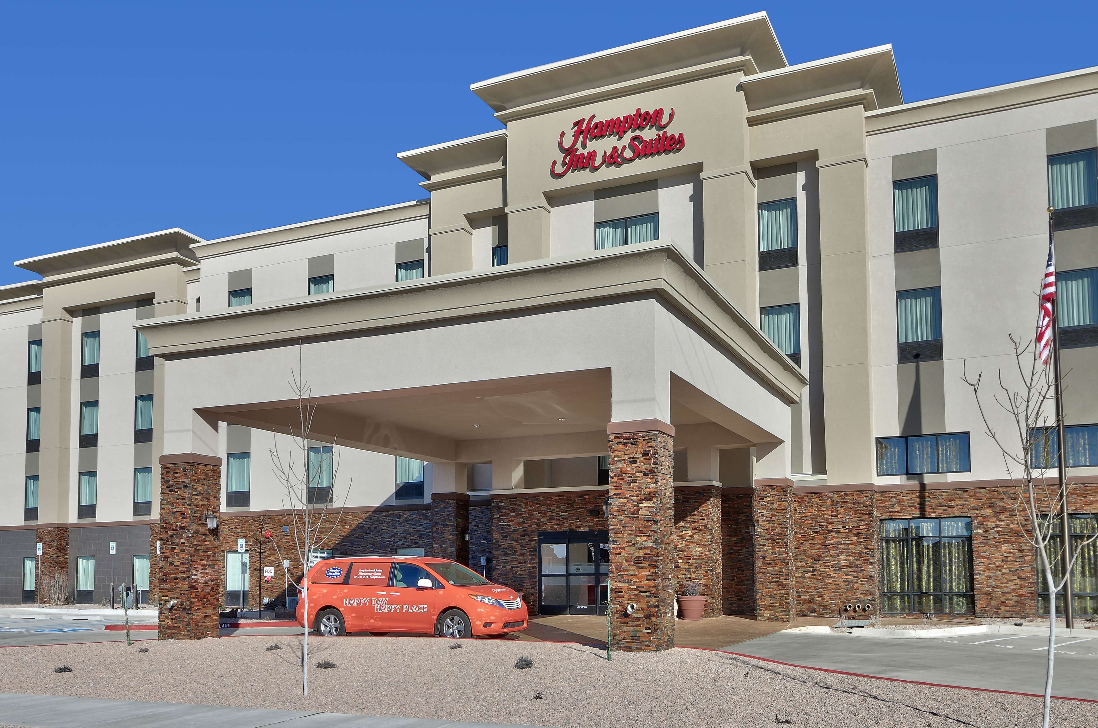 Hampton Inn & Suites Albuquerque Airport Hampton Inn & Suites Albuquerque Airport