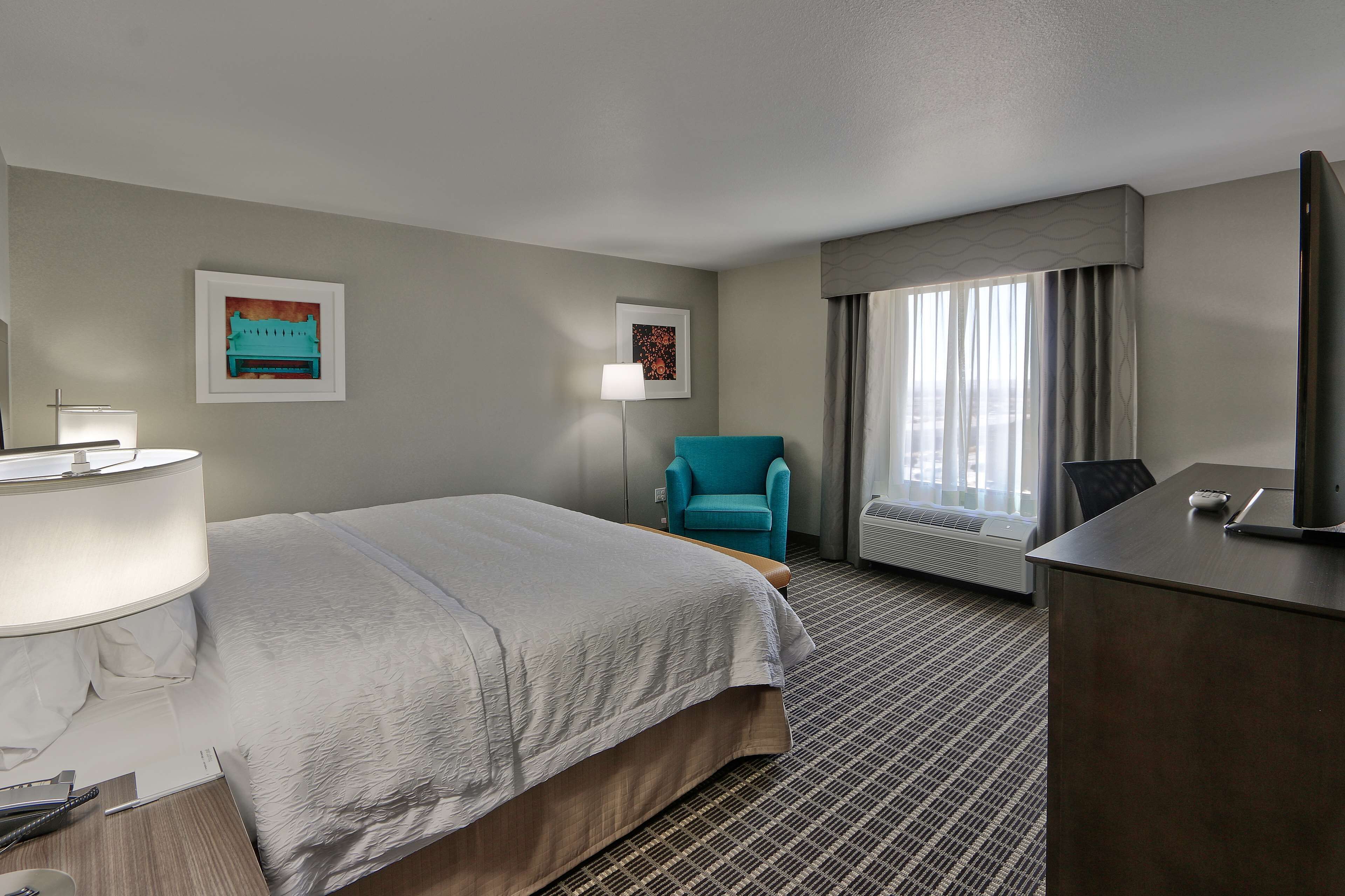 Hampton Inn & Suites Albuquerque Airport Hampton Inn & Suites Albuquerque Airport