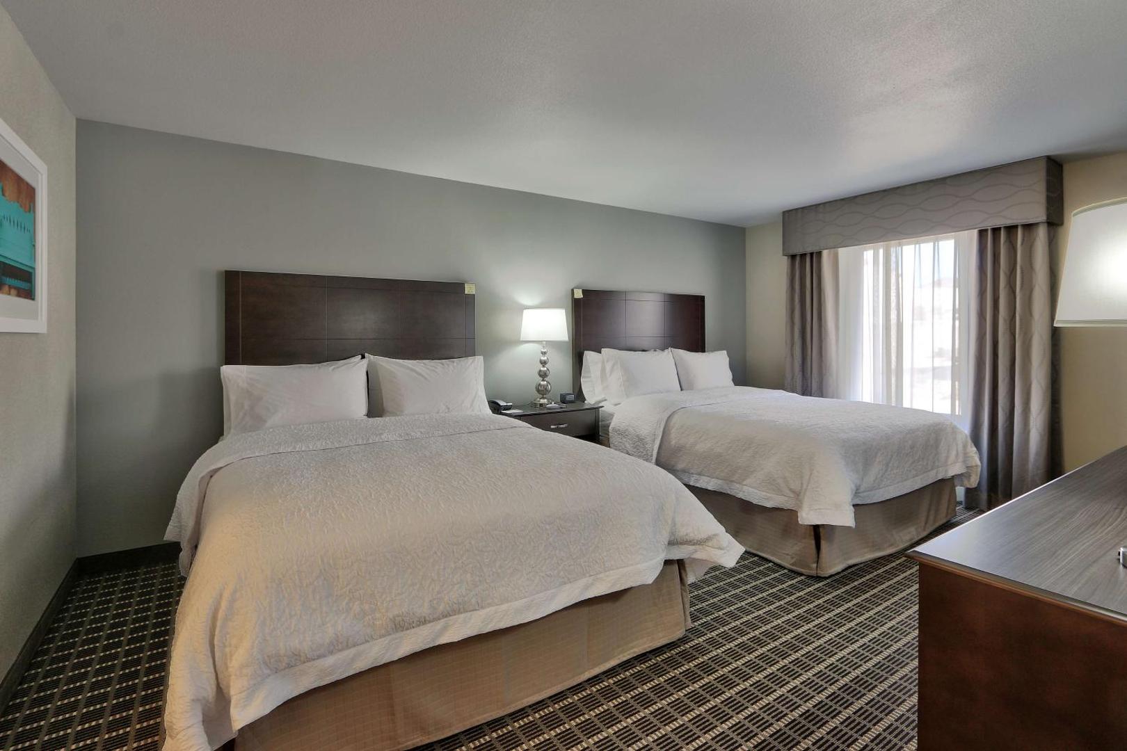 Hampton Inn & Suites Albuquerque Airport Hampton Inn & Suites Albuquerque Airport