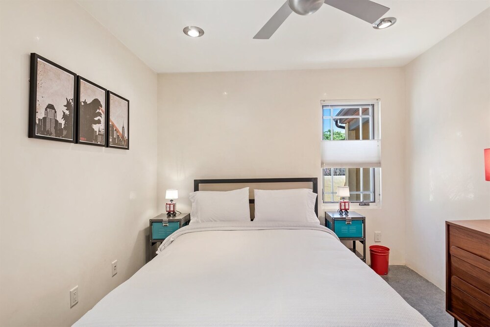 Casa Godzilla Casa Godzilla