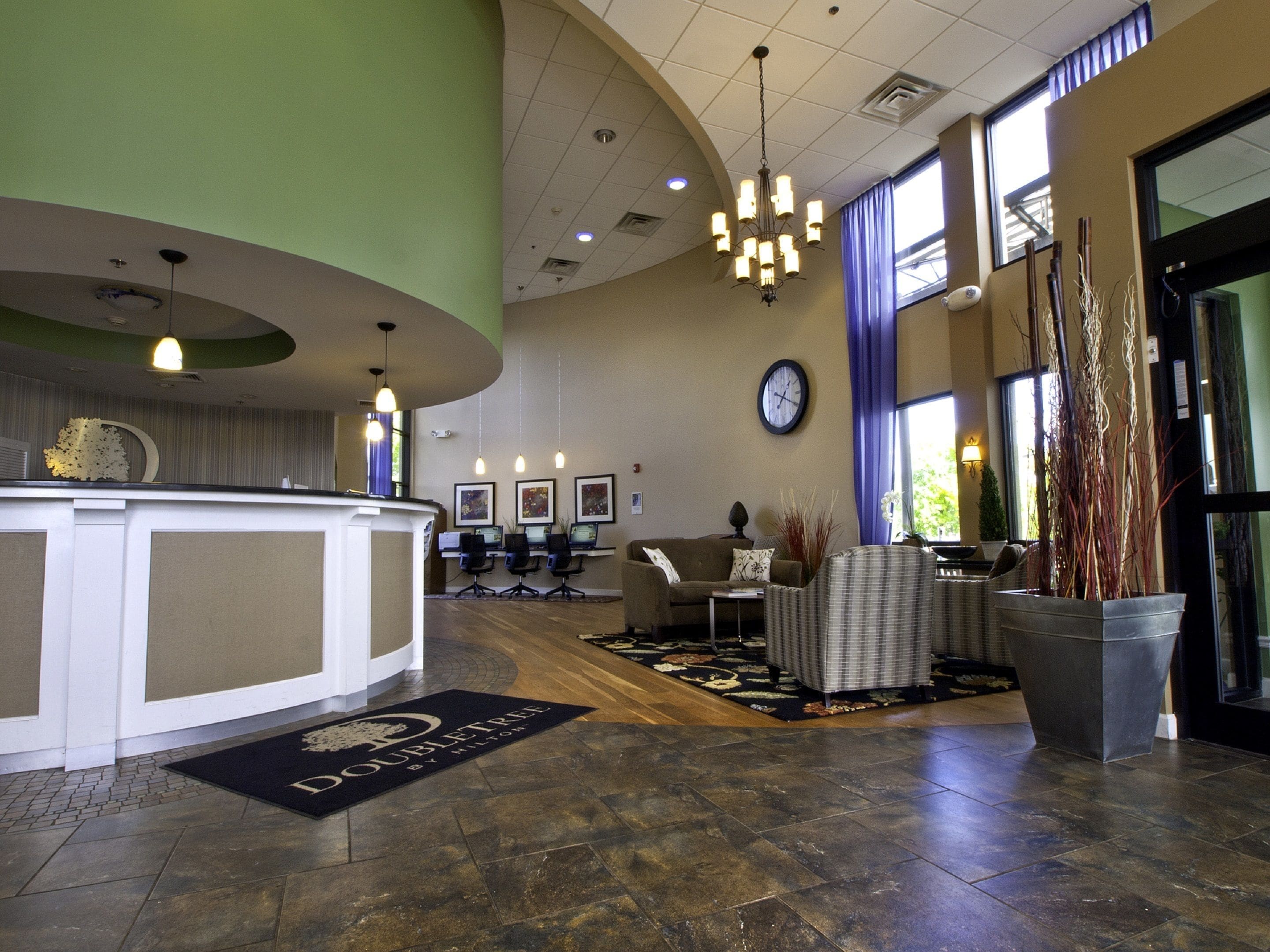 DoubleTree by Hilton Hotel Buffalo - Amherst