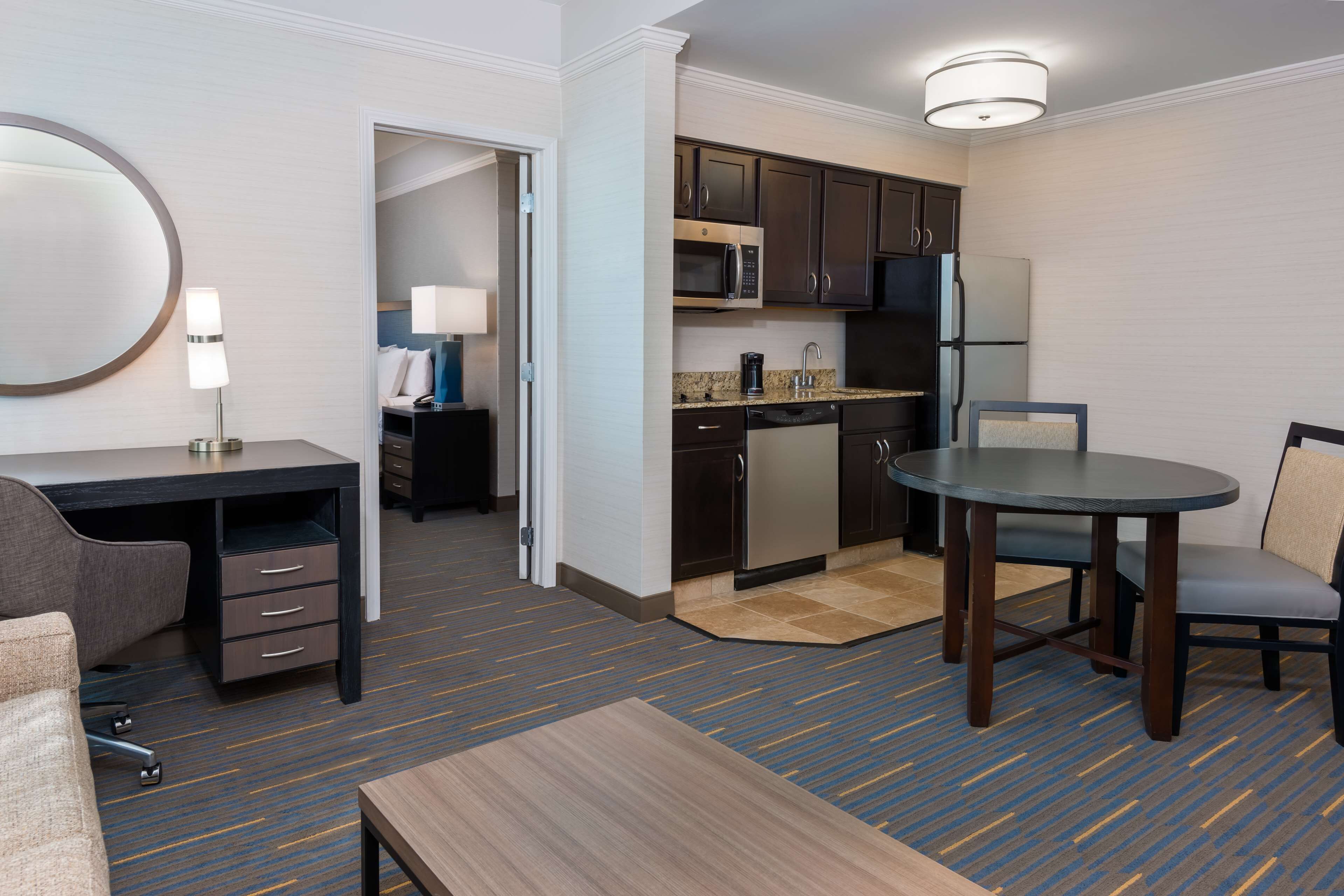 Hampton Inn & Suites Buffalo/Downtown Hampton Inn & Suites Buffalo/Downtown