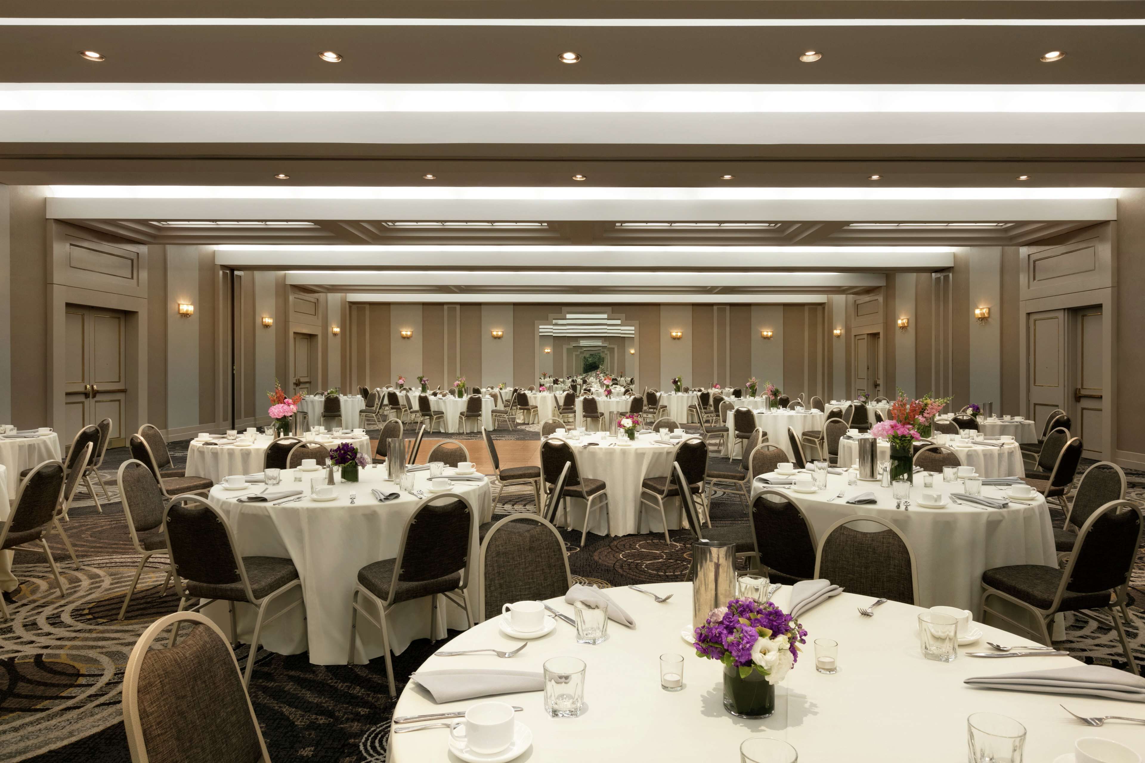 DoubleTree by Hilton New York LaGuardia