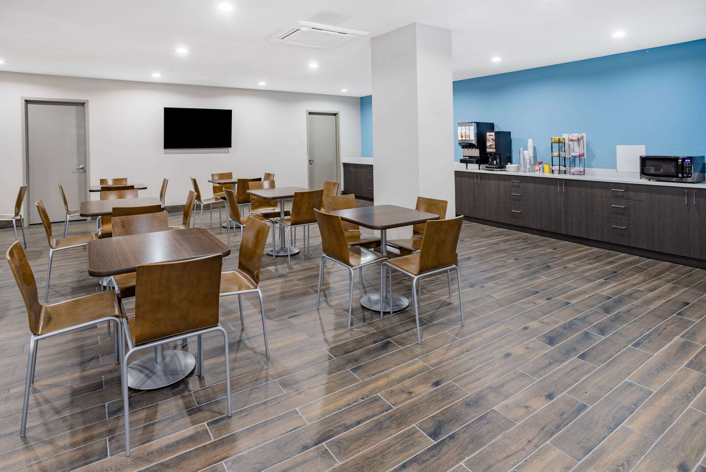 Days Inn by Wyndham Bronx NYC