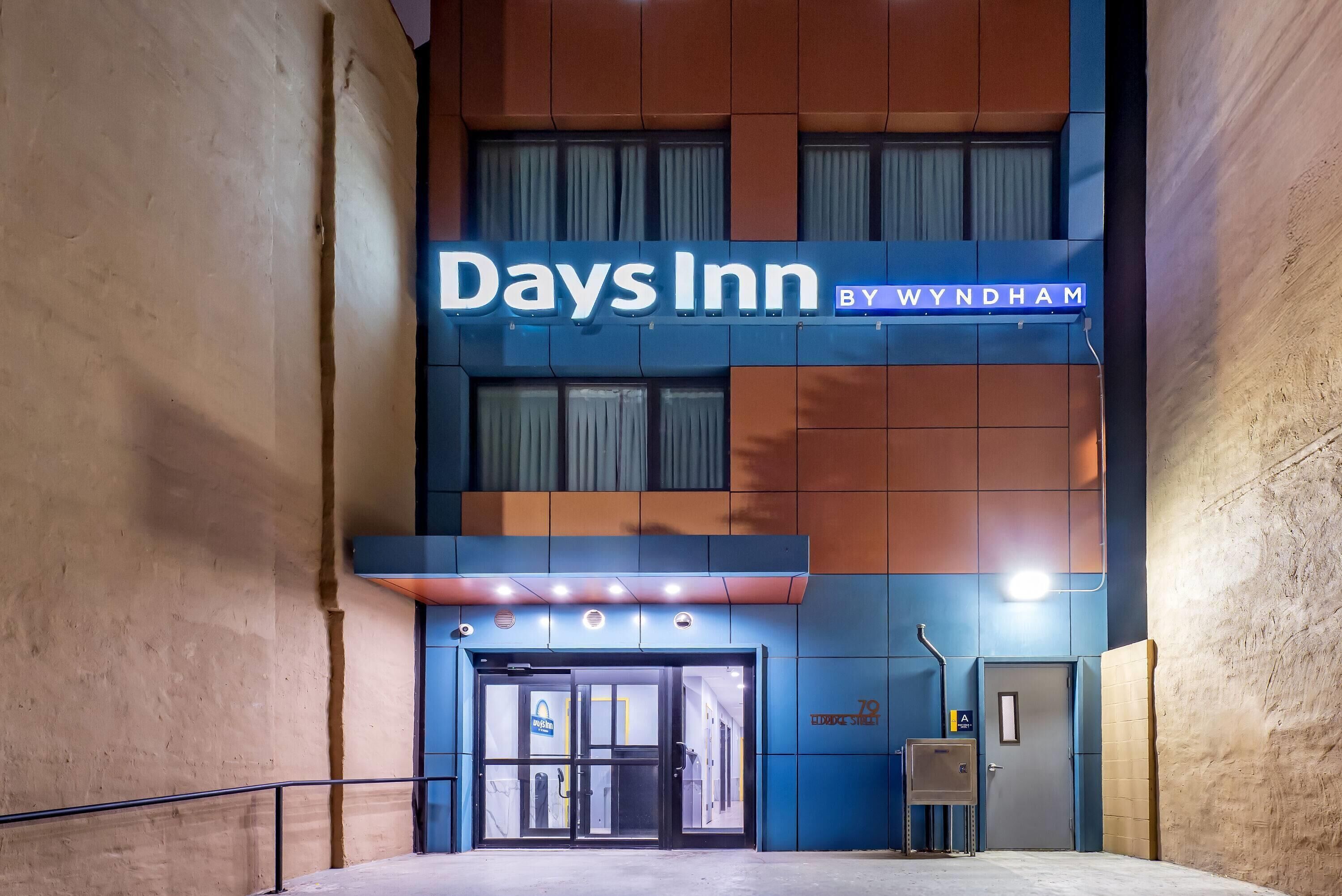 Days Inn by Wyndham New York Chinatown